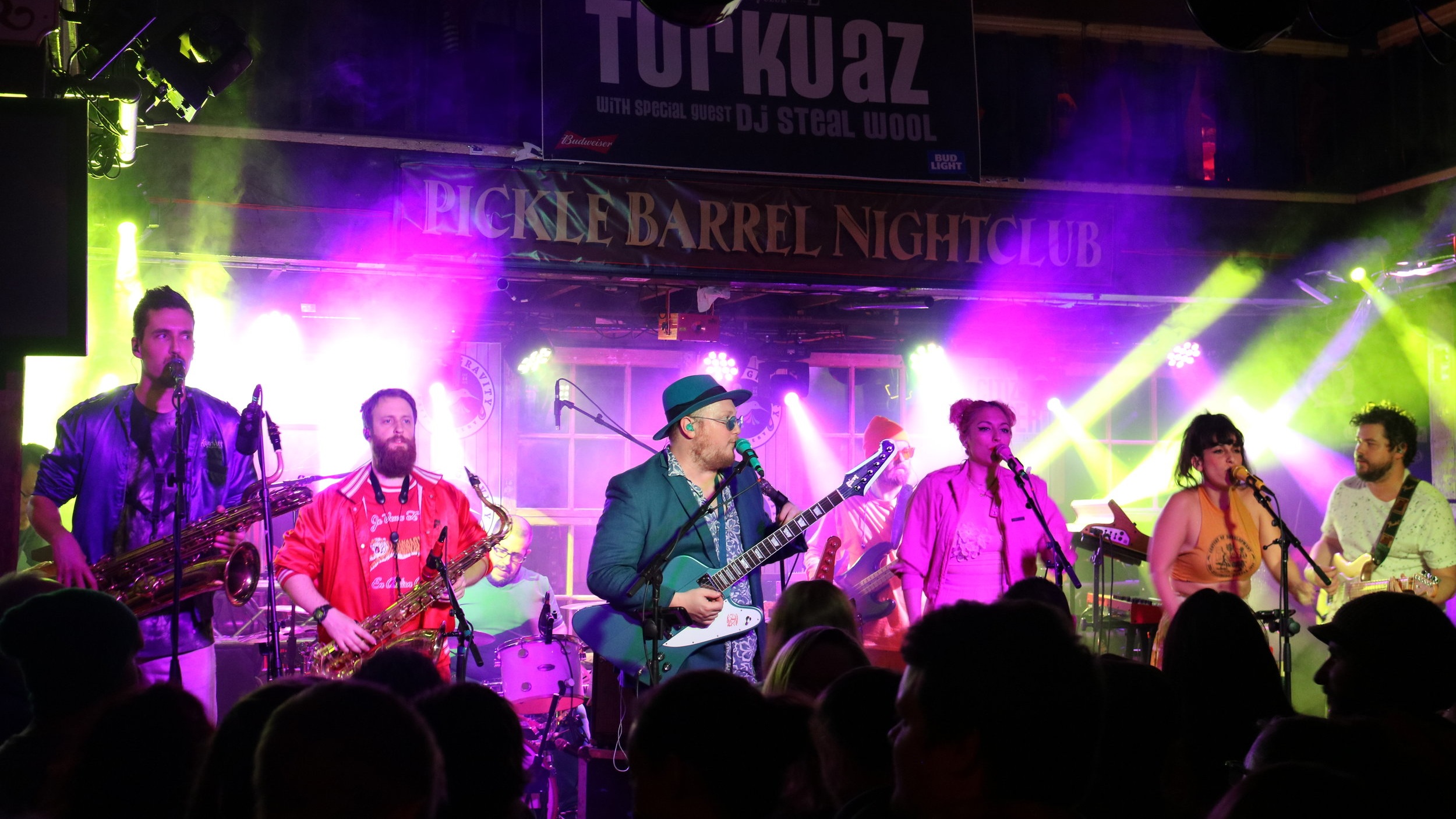 Turkuaz at the Pickle Barrel 