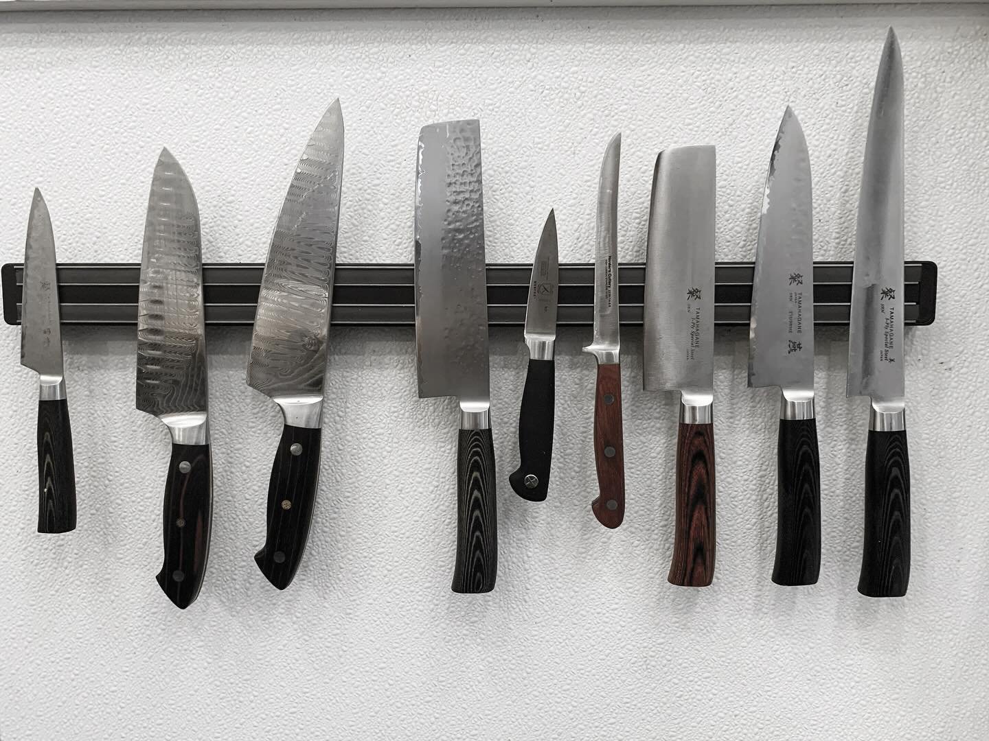 🔪 👩&zwj;🍳⚡️🧑&zwj;🍳🔪⚡️

The Heirloom Kitchen squad is seeking 
a fresh face to be a part of our 
B A C K of H O U S E team&hellip;

Join a year-round crew of awesome peeps 
who thrive in a fast paced, food obsessed, 
and laughter driven culture.
