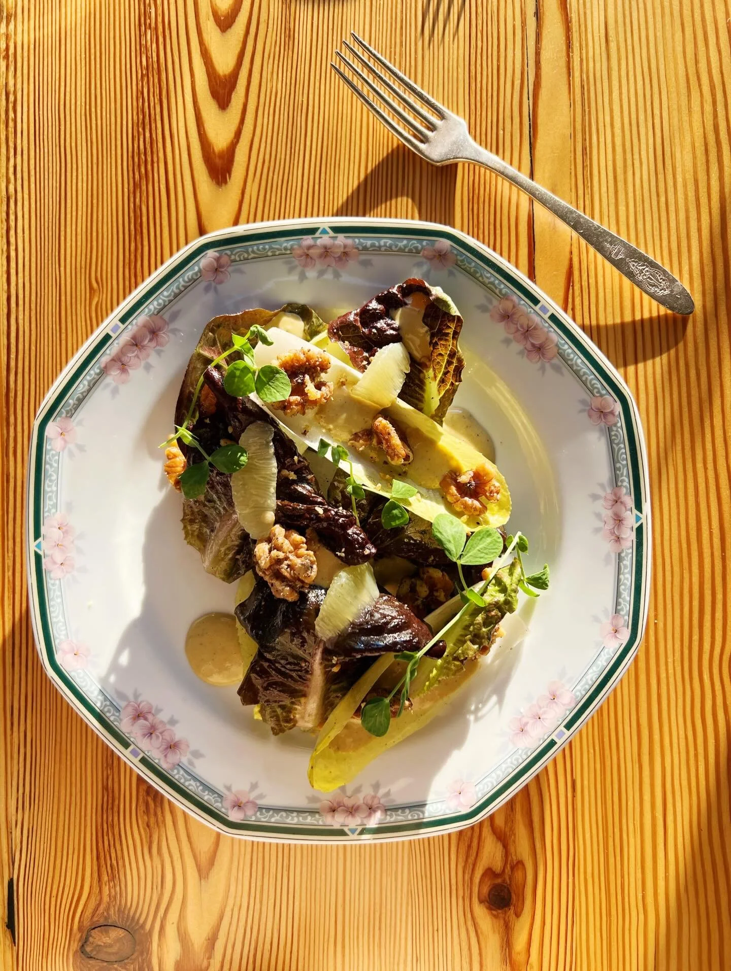 💜🩷🤍💜🩷🤍

✨H E I R L O O M✨ reopens its doors this
Thursday, January 29th at 5 pm 
with all ✨N E W✨ everything!!!!!

🍴: Caesar
baby red romaine lettuces, belgian endive, cheesey roasted walnuts, macerated lemon, black pepper, smoked anchovy dres