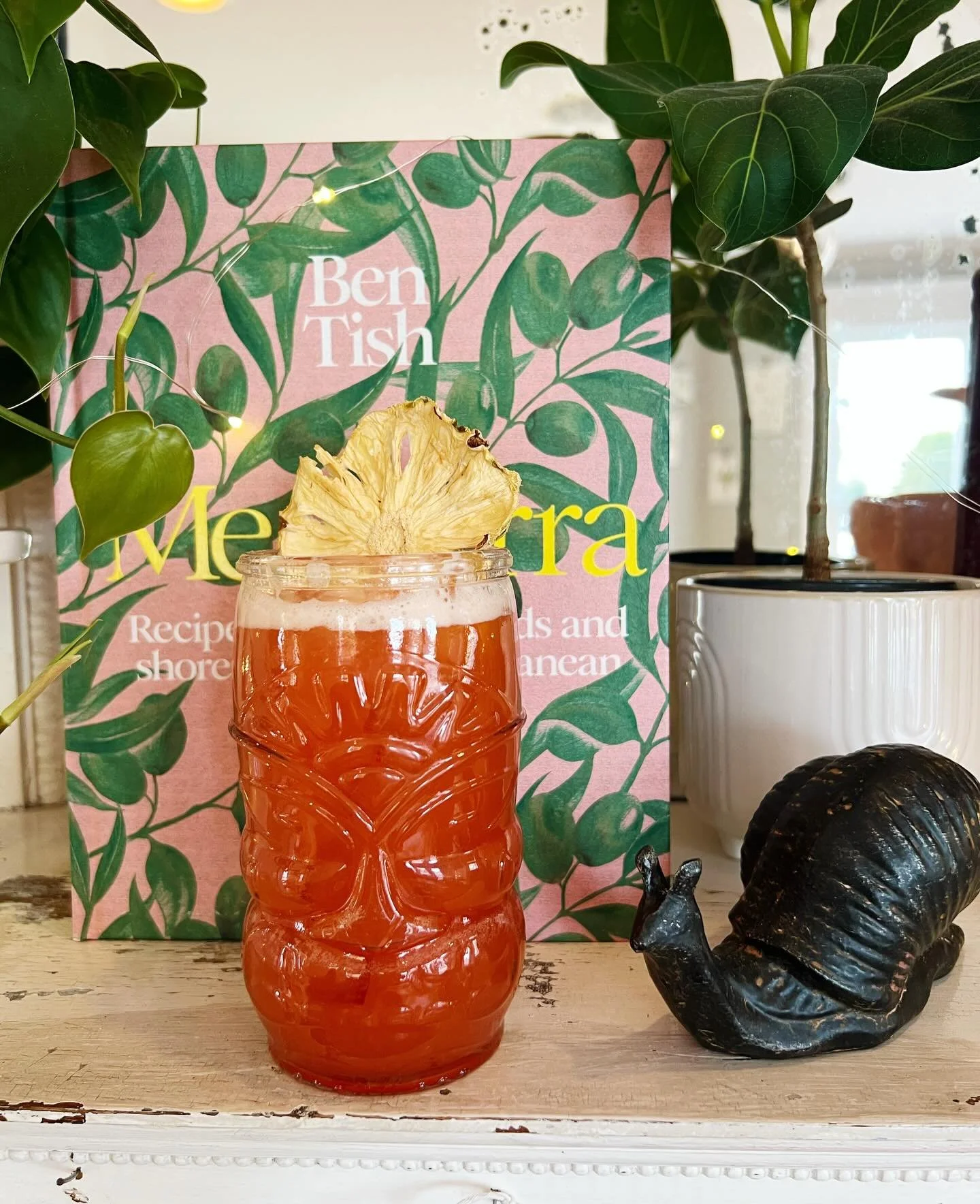 🌵☀️🦜🌵☀️🦜

J U N G L E✨B I R D 
Myers dark rum, Planteray pineapple rum, Campari, almond syrup, pineapple juice, 
fresh lime juice, angosturo bitters

🌵☀️🦜🌵☀️🦜

we took a little break and are back with 
all ✨N E W✨ everything&hellip;

new beer