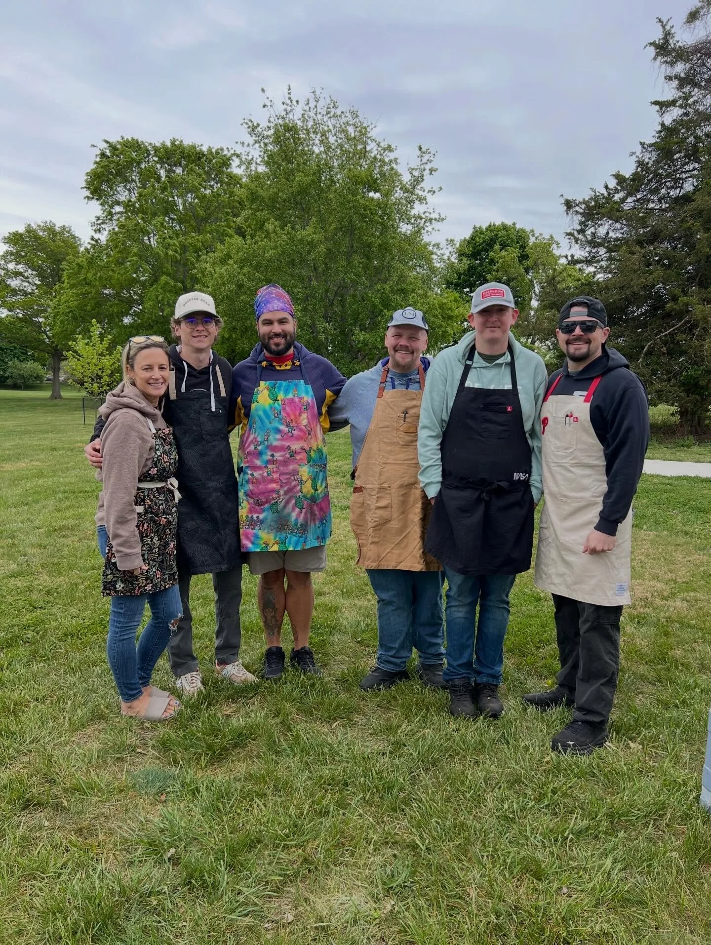 ✨live✨at the 
historic lewes farmers market

Heirloom crew doing the opening demo 
featuring many first of the season ingredients 
from our local farms 🍴🍓🌿🚜