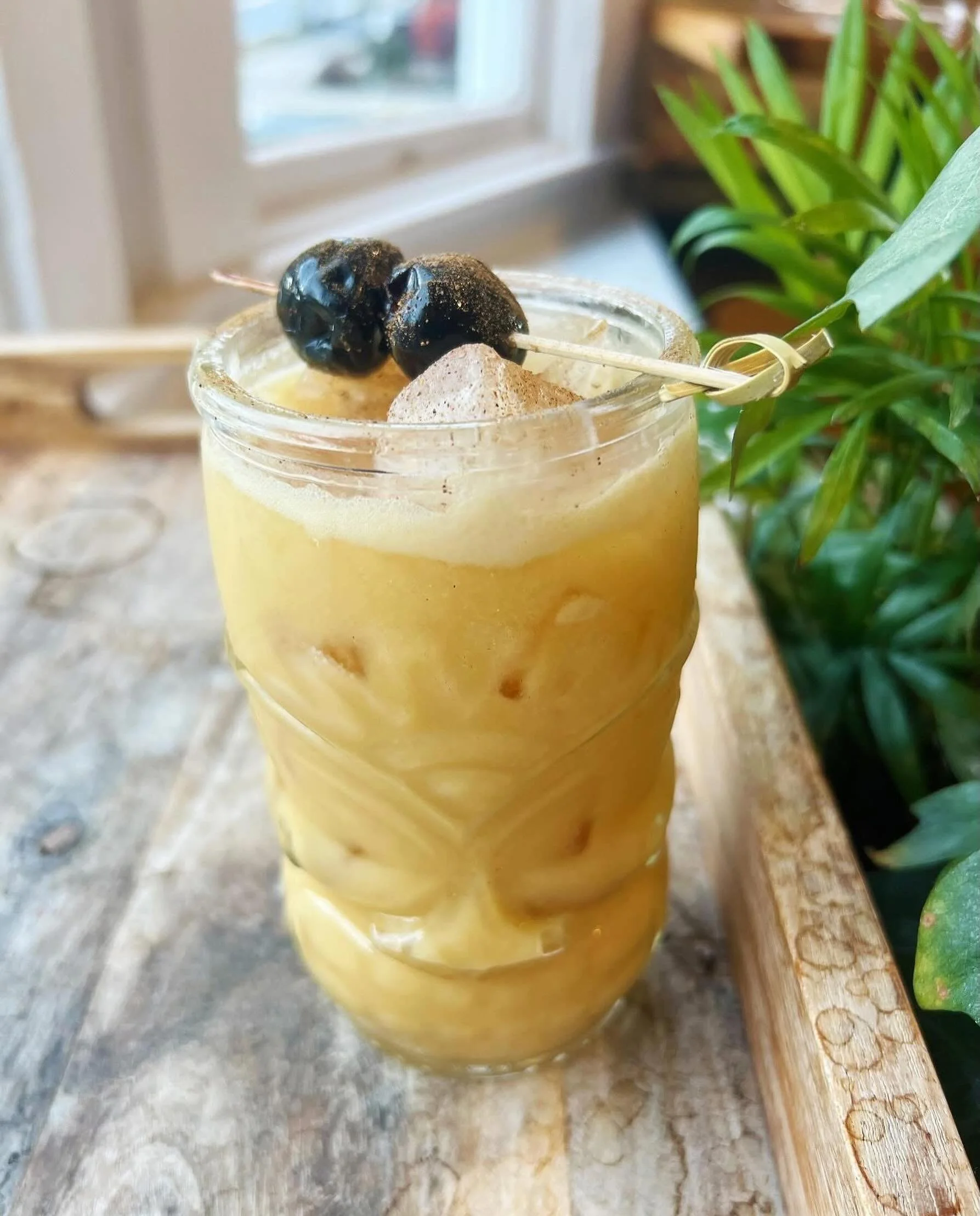🍹🌿🍹🌿🍹🌿

P A I N K I L L E R
Pusser&rsquo;s rum, tropical juices, coco lopez, 
fresh lime juice, nutmeg dust

in honor of my dad 🕊️🩵

🍹🌿🍹🌿🍹🌿

✨gorgeous weather alert✨

we have opened the PATIO for the 
rest of the week!!!

be sure to boo