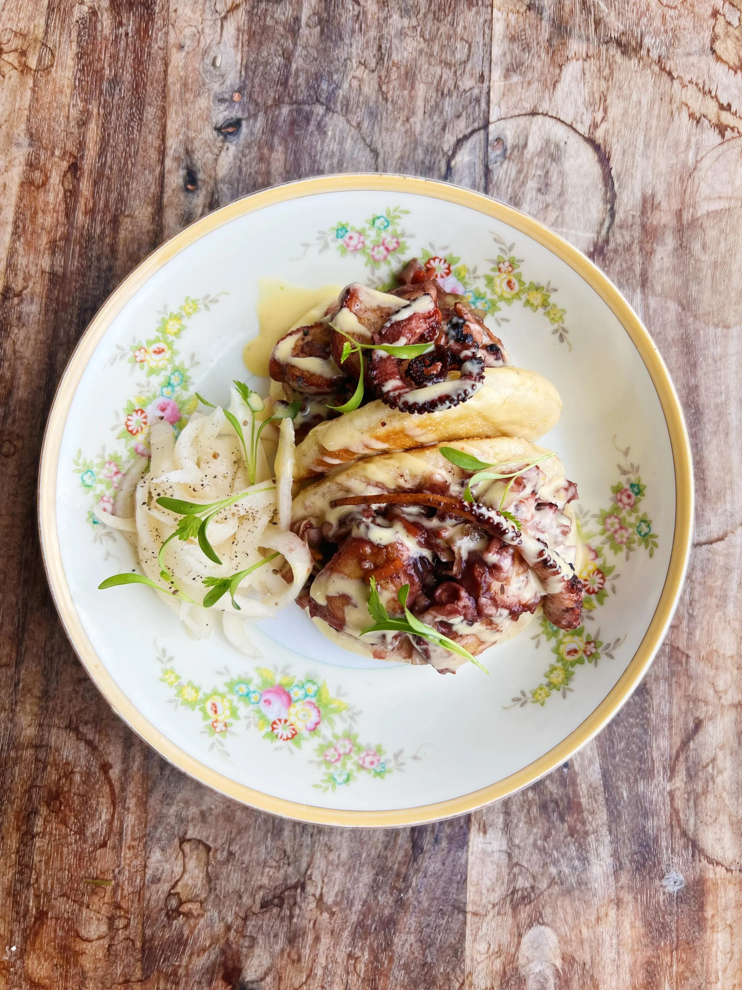 ☀️ 🌿🍴☀️🌿🍴

Atlantic Octopus Bao Buns
house fermented kimchi slaw, pickled daikon radish, yuzu a&iuml;oli, smoked Fifer Orchard blueberry barbecue, micro cilantro

☀️ 🌿🍴☀️🌿🍴

be sure to book ahead for reservations, 
as our book opens 30 days o