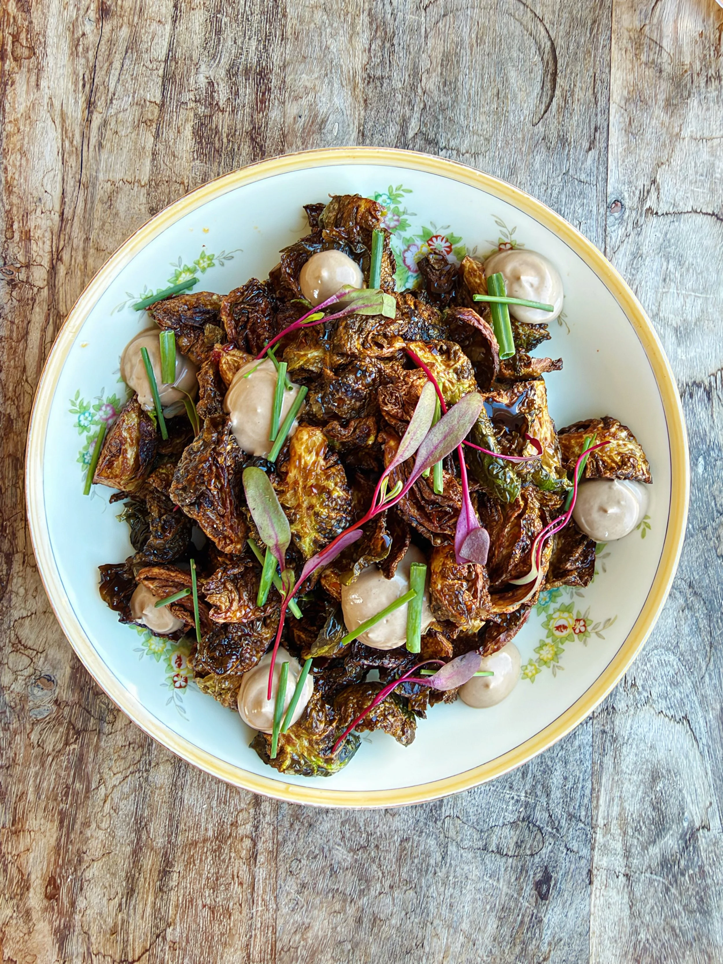 🌿🍴🌿🍴🌿🍴

just added to the fall menu,

fried fifer orchard brussels sprouts
honey soy glaze 
black garlic crema 

🌿🍴🌿🍴🌿🍴

be sure to book ahead for reservations, 
as our book opens 30 days out, 
simply meaning todays date plus 30 days 💫 
