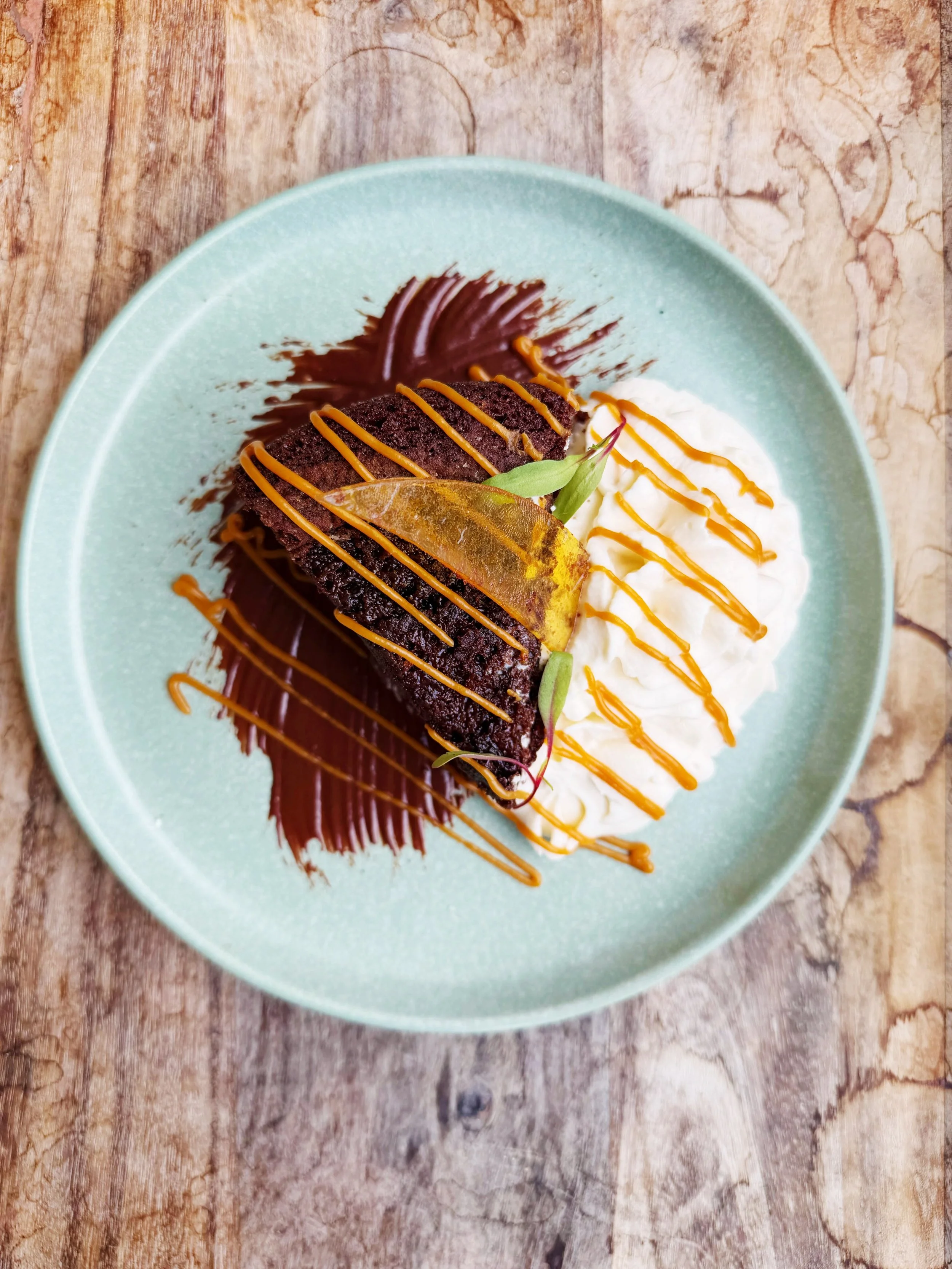 🖤🤎🤍🖤🤎🤍

dark chocolate espresso cake
chocolate ganache
butterscotch drizzle
brown sugar whipped cream

🖤🤎🤍🖤🤎🤍

be sure to book ahead for reservations, 
as our book opens 30 days out, 
simply meaning todays date plus 30 days 💫 

just clic