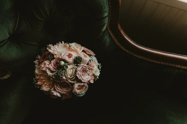 vintage bouquet in quex park wedding