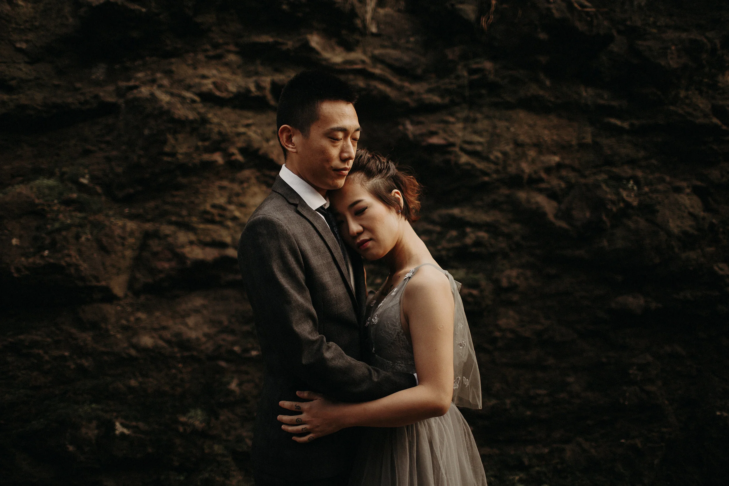 alternative elopement photographer in london