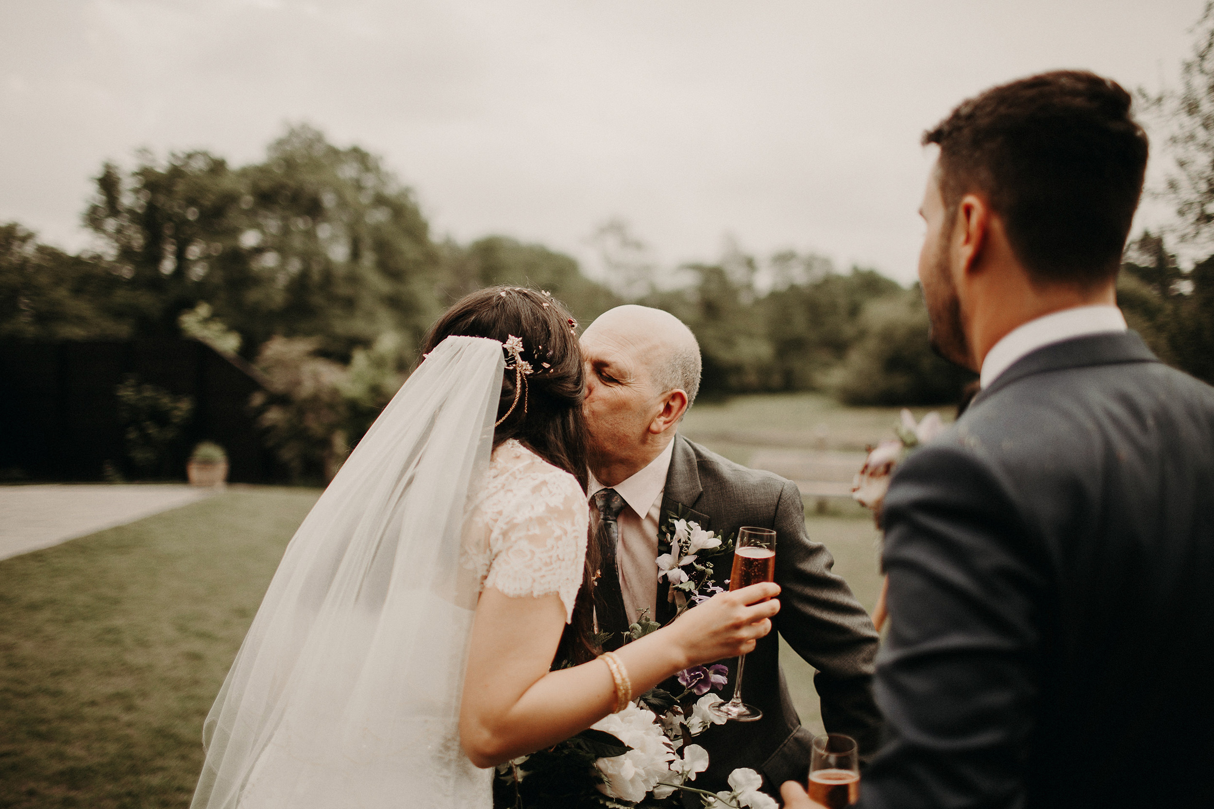 creative Millbridge Court wedding photographer