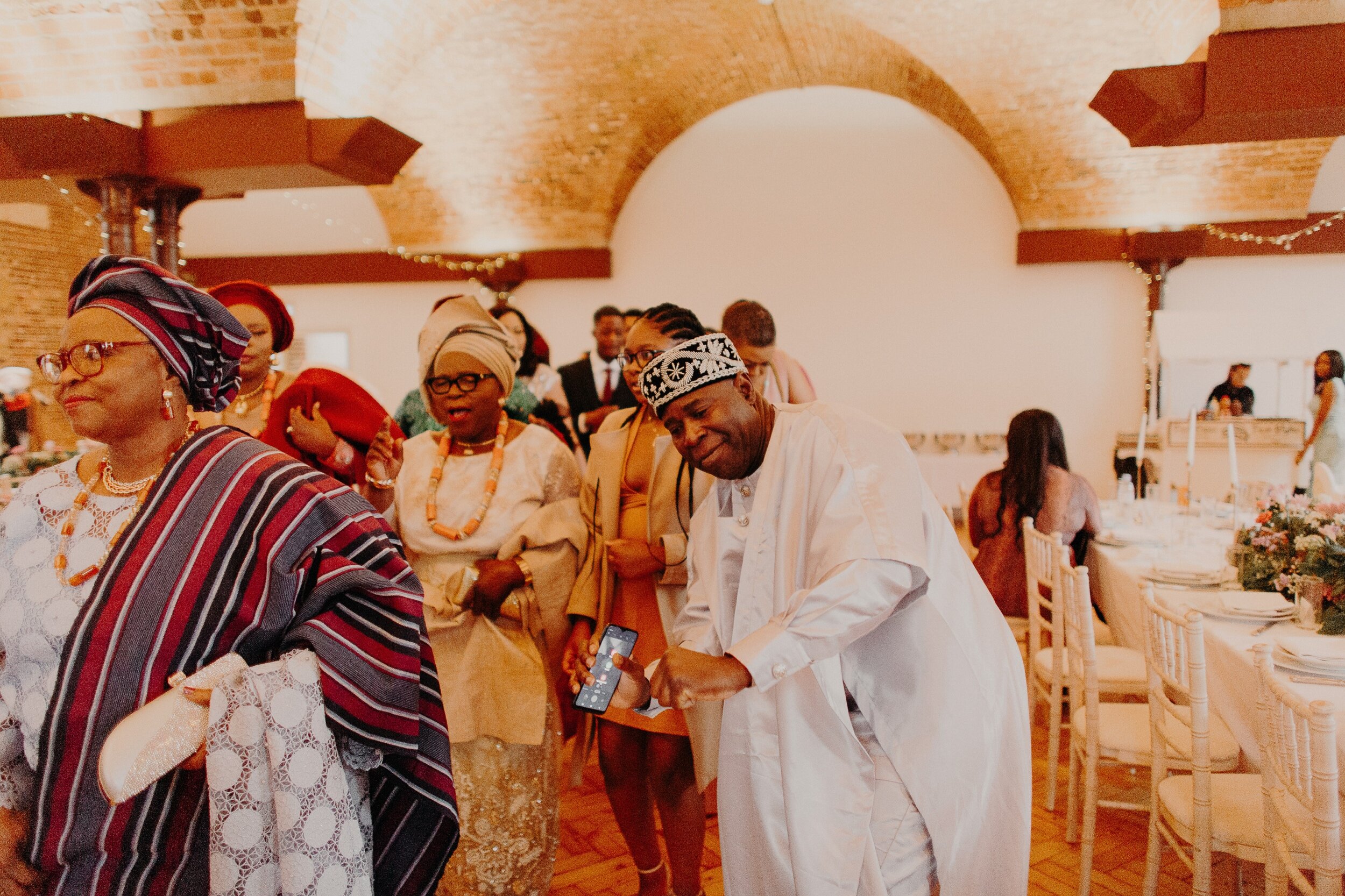 156_LondonAsianWeddingPhotographer0191_green_the_wedding_on_crypt.jpg