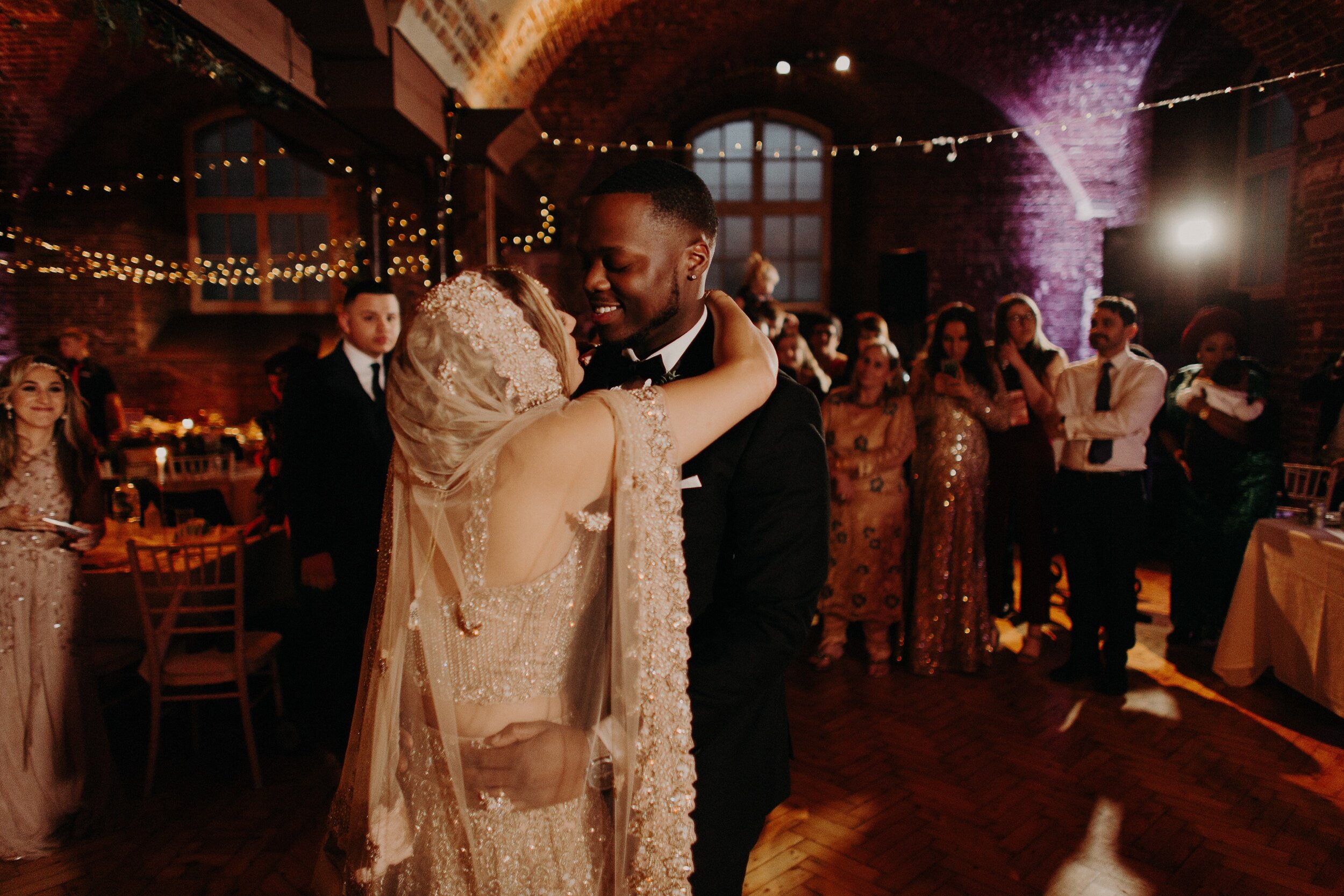 261_LondonAsianWeddingPhotographer0321_green_the_wedding_on_crypt.jpg