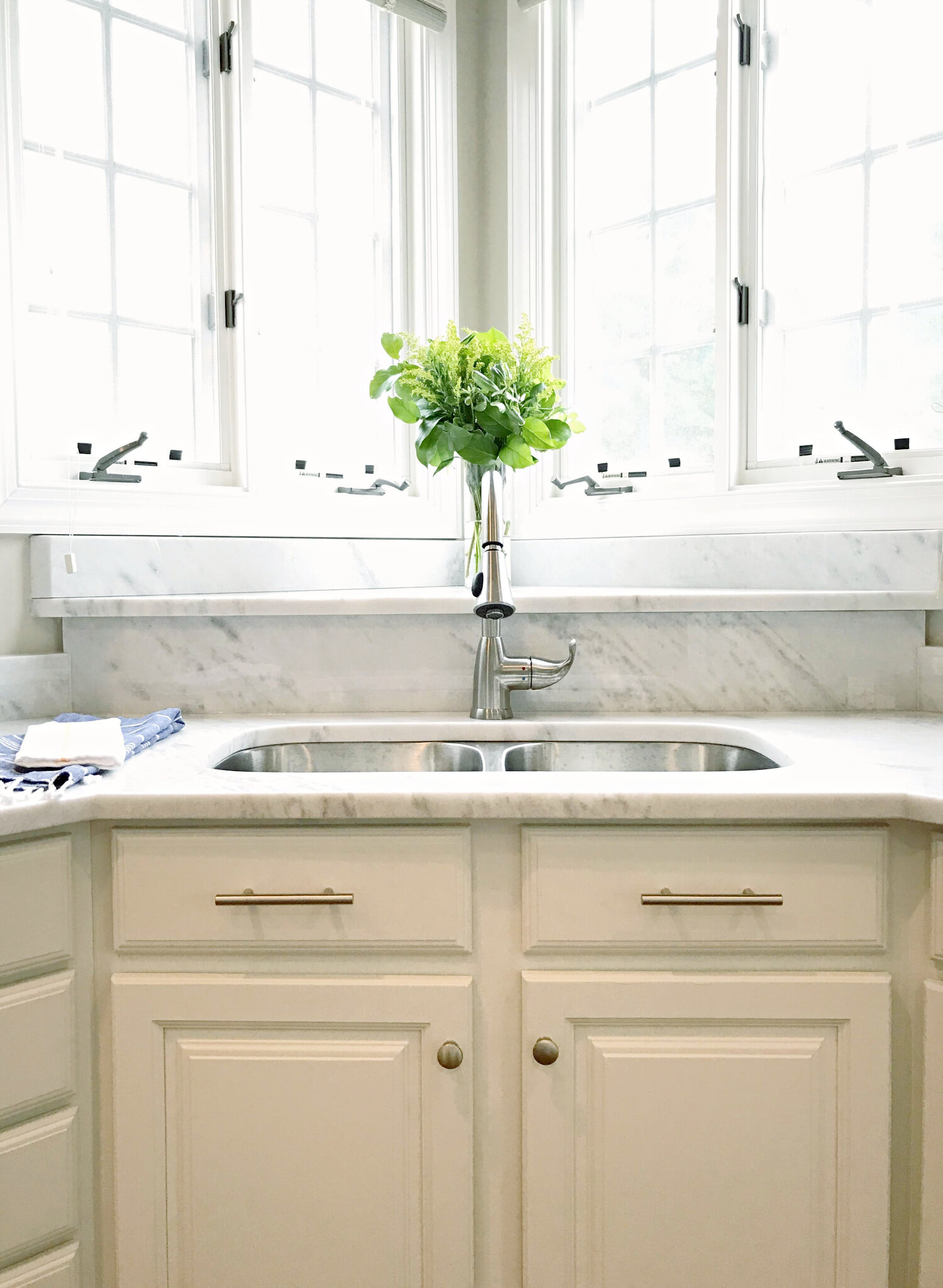 kitchen-sink-styling-staging.jpg