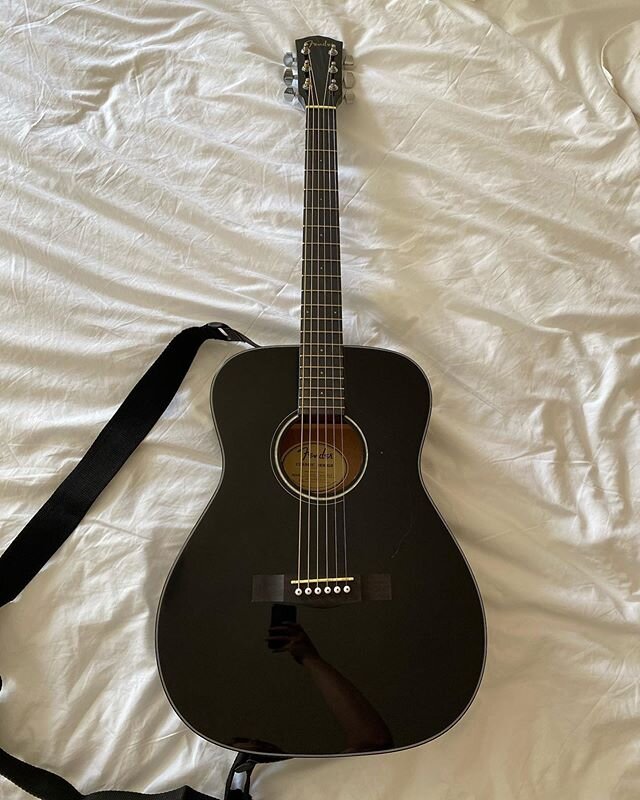 New project! When I was young, my dad was teaching me how to play guitar, but as his cancer worsened we had to stop our lessons. I never picked it up again because it was never the right time/ I was sad/ school, really any reason. I ordered this guit