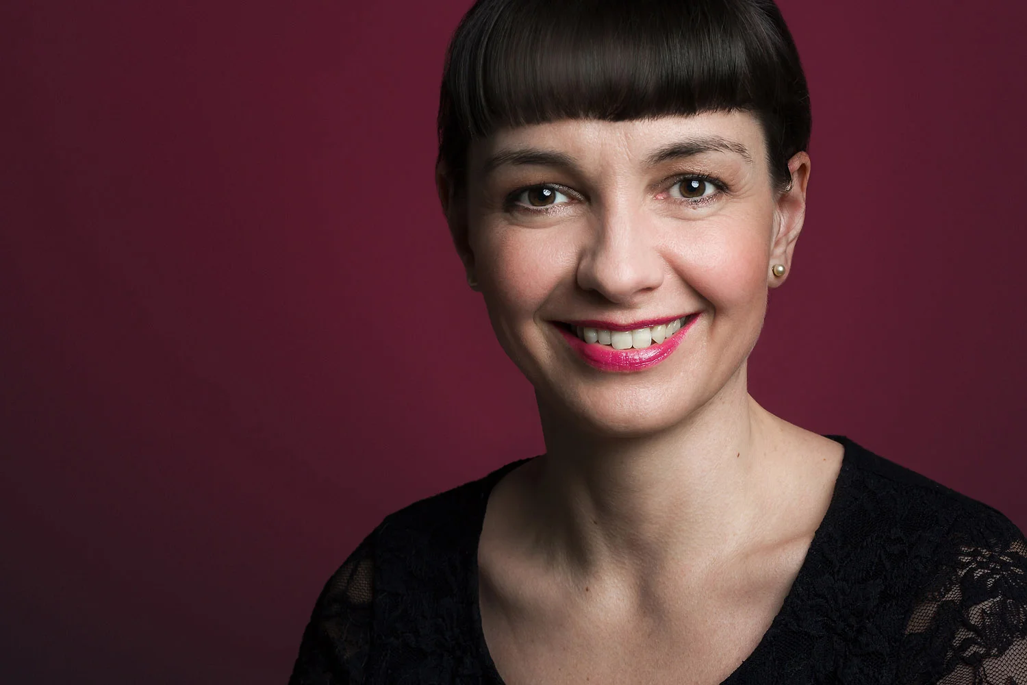 headshot_03.jpg