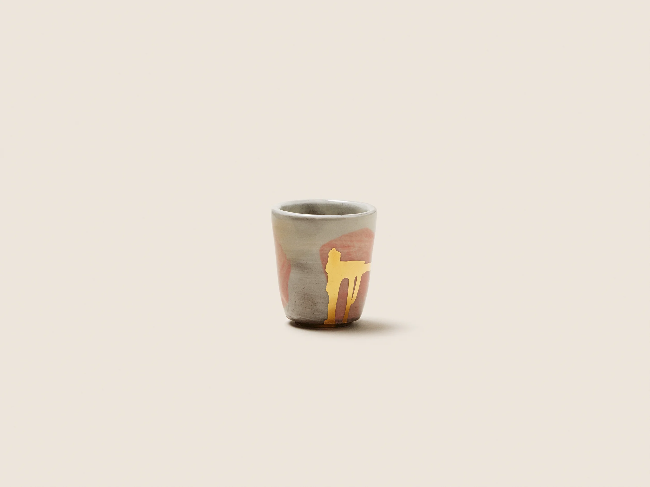 product-golden-blush-cup-15deg-01-4x3.jpg