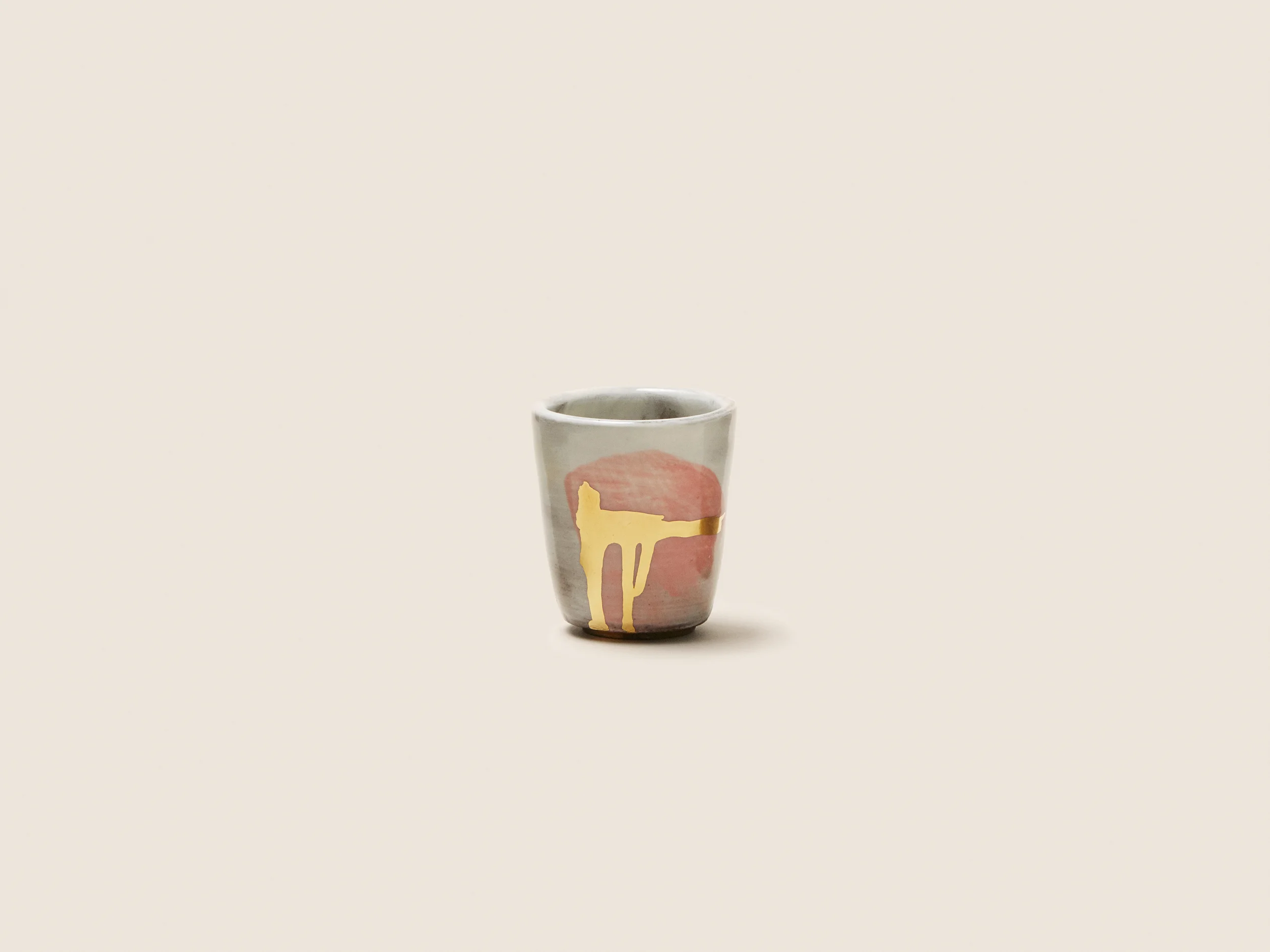 product-golden-blush-cup-15deg-02-4x3.jpg