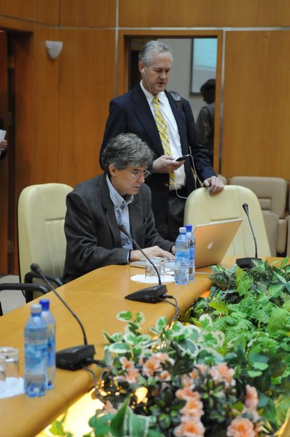   LUC HARDY (LEFT) PREPARES FOR PRESENTATION OF PAX ARCTICA EXPEDITION RESULTS WITH JIM BROOKE, INDEPENDENT INTERNATIONAL CONSULTANT  