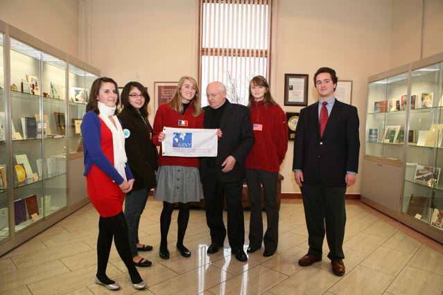 BETH IDLOUT, FLAAM HARDY, PRESIDENT MIKHAIL GORBACHEV, AINHOA HARDY AND ALEXANDRE DURAND