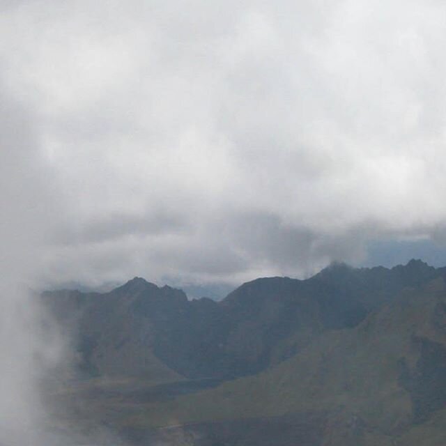 Peru - 2006.
.
.
.
#peru #peruvian #ancientculture #natgeo #travel #traveltheworld #explore #explorer #picoftheday #photooftheday #ancientworld #photography #adventurer #photographyeveryday #naturesbeauty #mountainer #exploration #art #moutain #mount