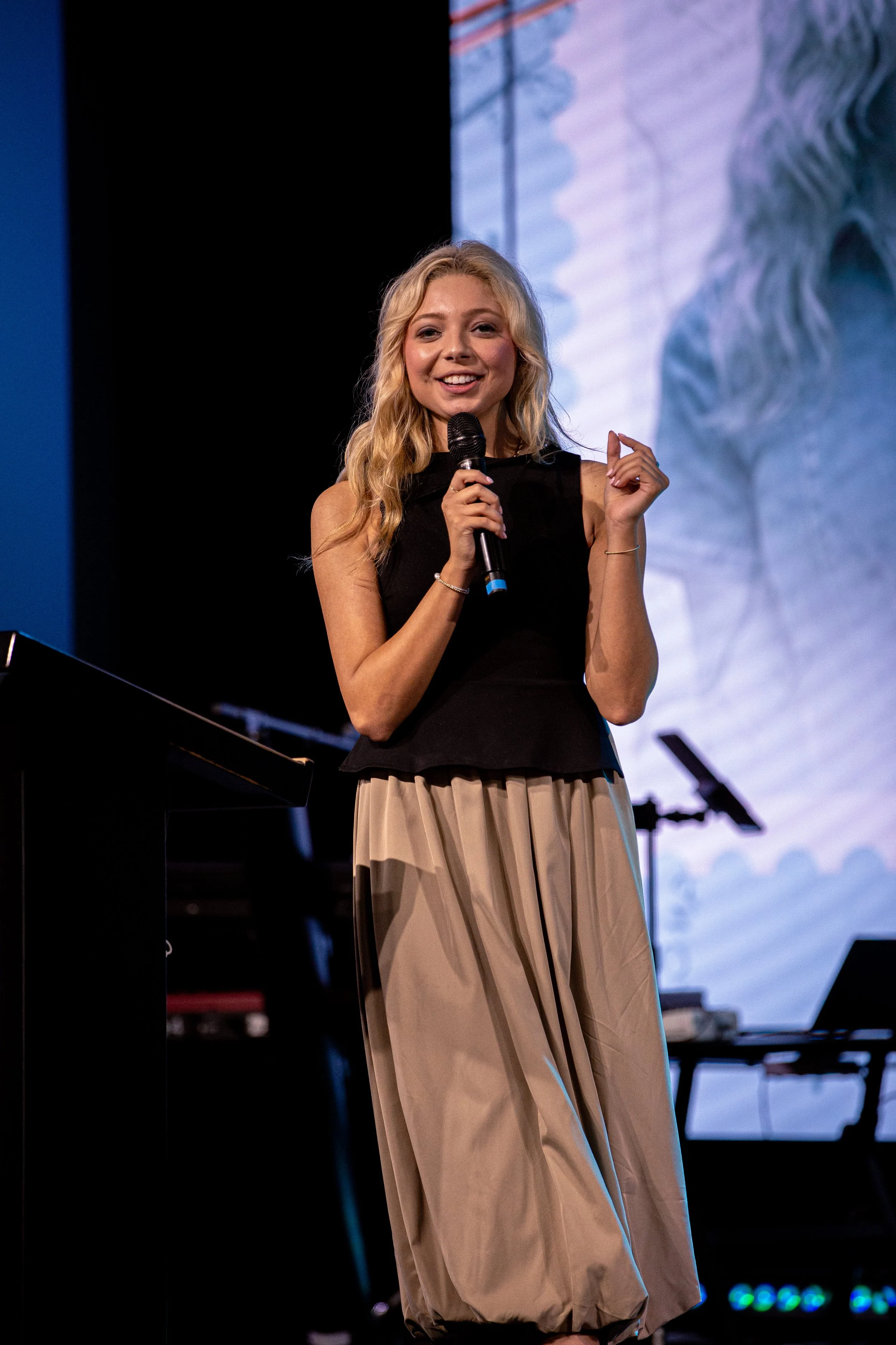 2026-06 WLC Worship-32.jpg
