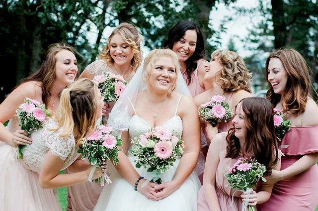 Wedding season. Thankful for my co-pilot @maddiefiona ❤️