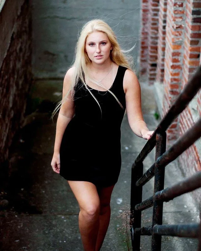 Sorry. Soph's face is gonna be plastered on my Insta. .
.
.
.
#letsgosomewhere #ftwotw  #portrait #under3kyo #photographysouls #quietthechaos #pnw #lifeofadventure #photography #portraitphotography #featuremeofh #infectedfilms