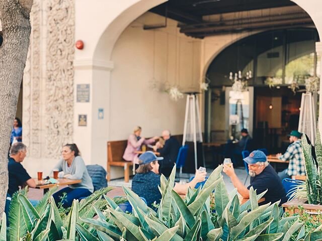 Tomorrow evening we will be open till 8pm at our @mosaiclocale location. Come by enjoy some tasty beer from @draughtsmen and of course an empanada or two from yours truly! 💛
.
We are taking extra precautions to make sure you feel safe an comfortable