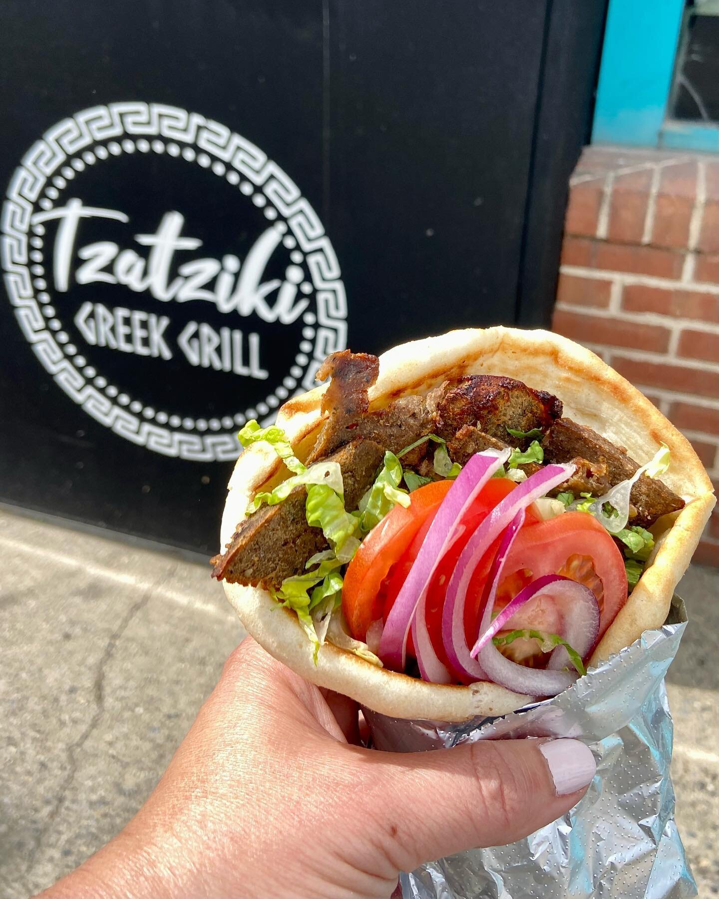 🥙Traditional Gyro 🥙 
Lamb &amp; Beef, Lettuce, Tomato, Onions, Tzatziki 

📍 Tzatziki Greek Grill - New Rochelle
📲 (914) 738-2737