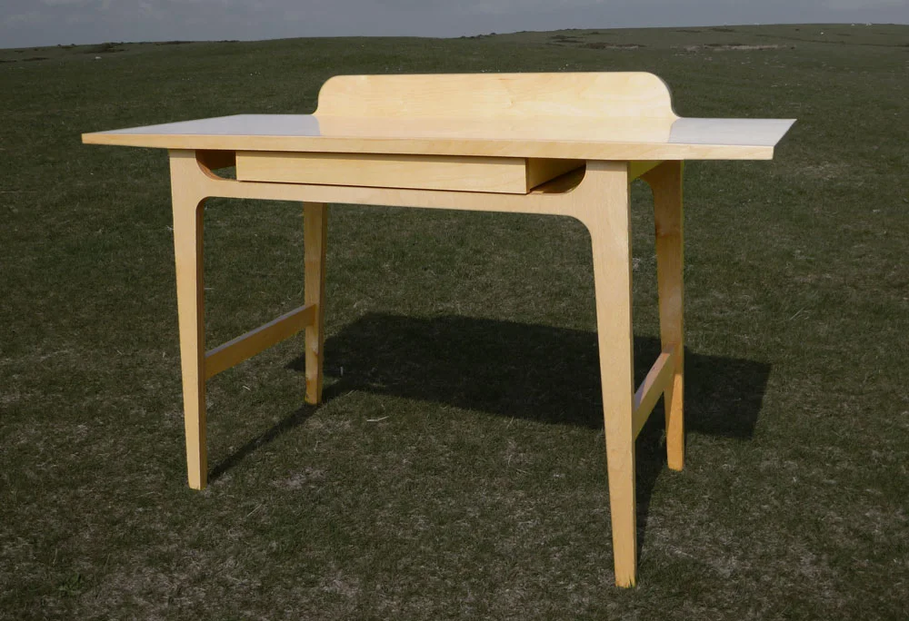 keil_desk_1.jpg