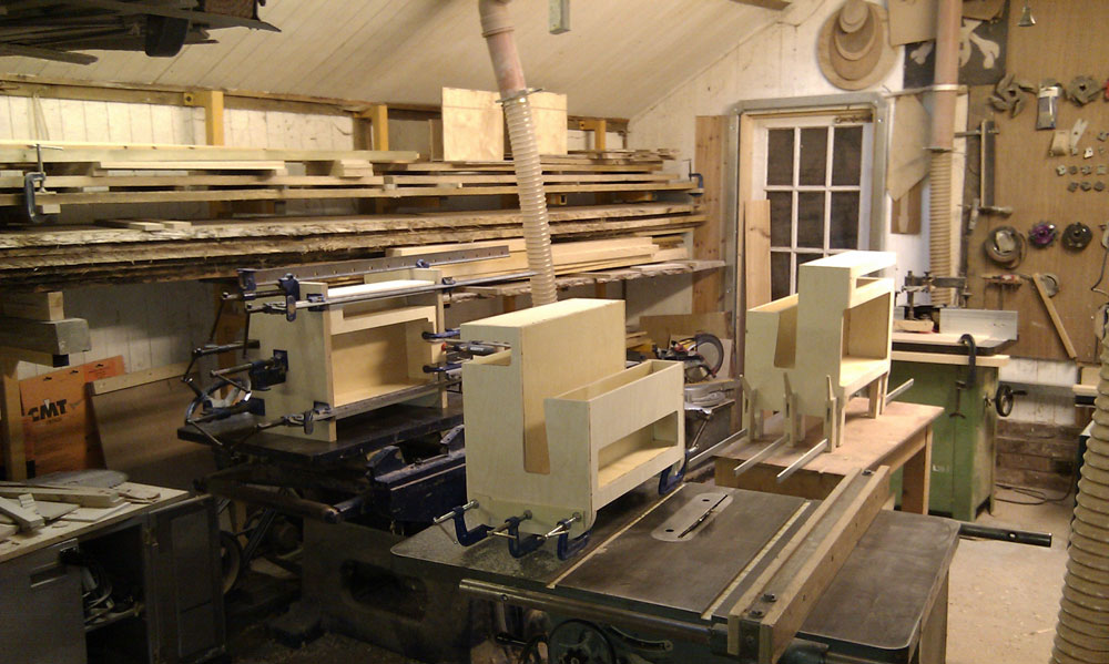 bookie glue up