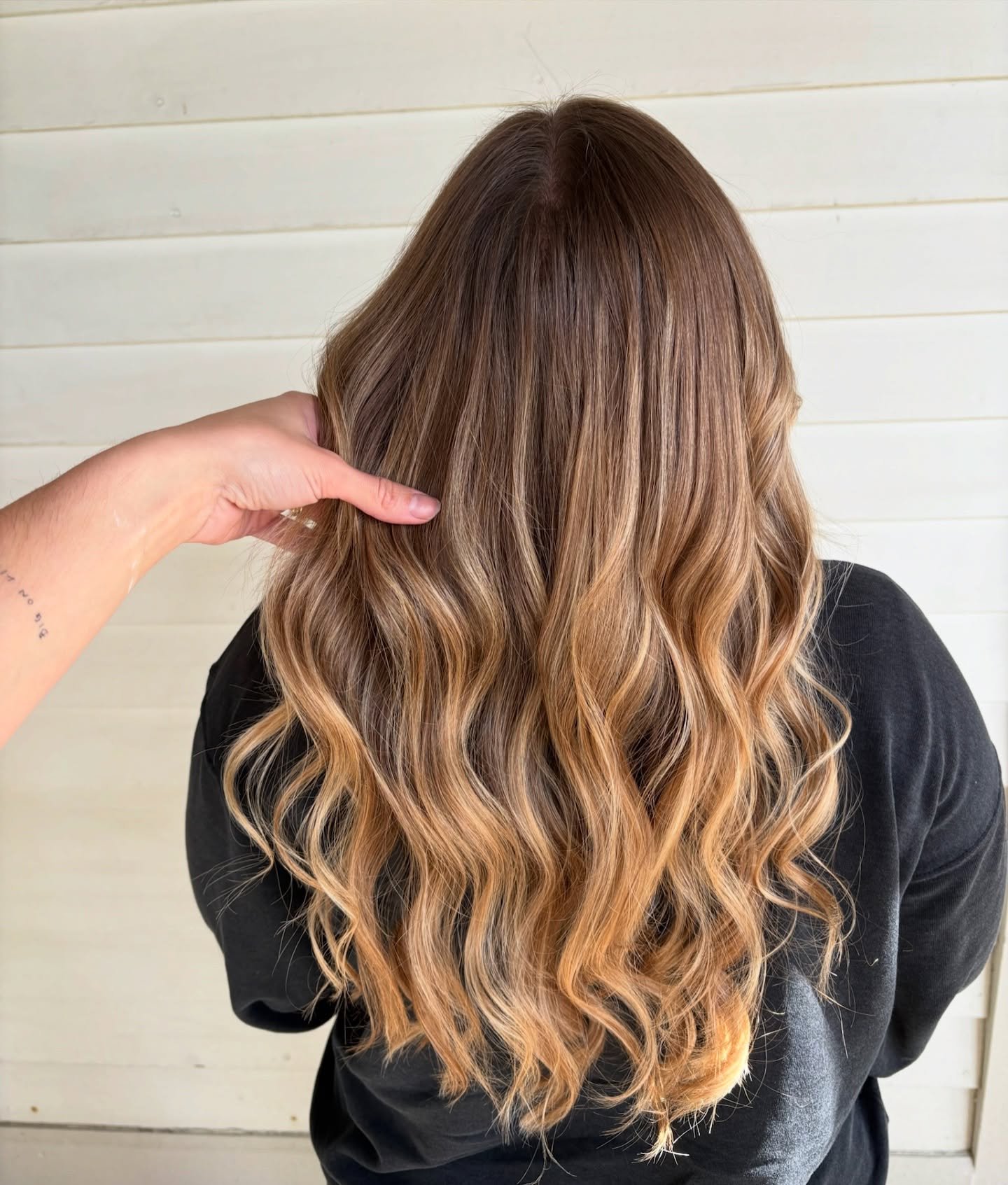 Refreshed ✨ 

Thank you @angelpoppin for trusting me with your hair in your trip to Breckenridge 🏔️ 

#Breckenridge #breckenridgecolorado #breckenridgehairstylist #coloradohairstylist