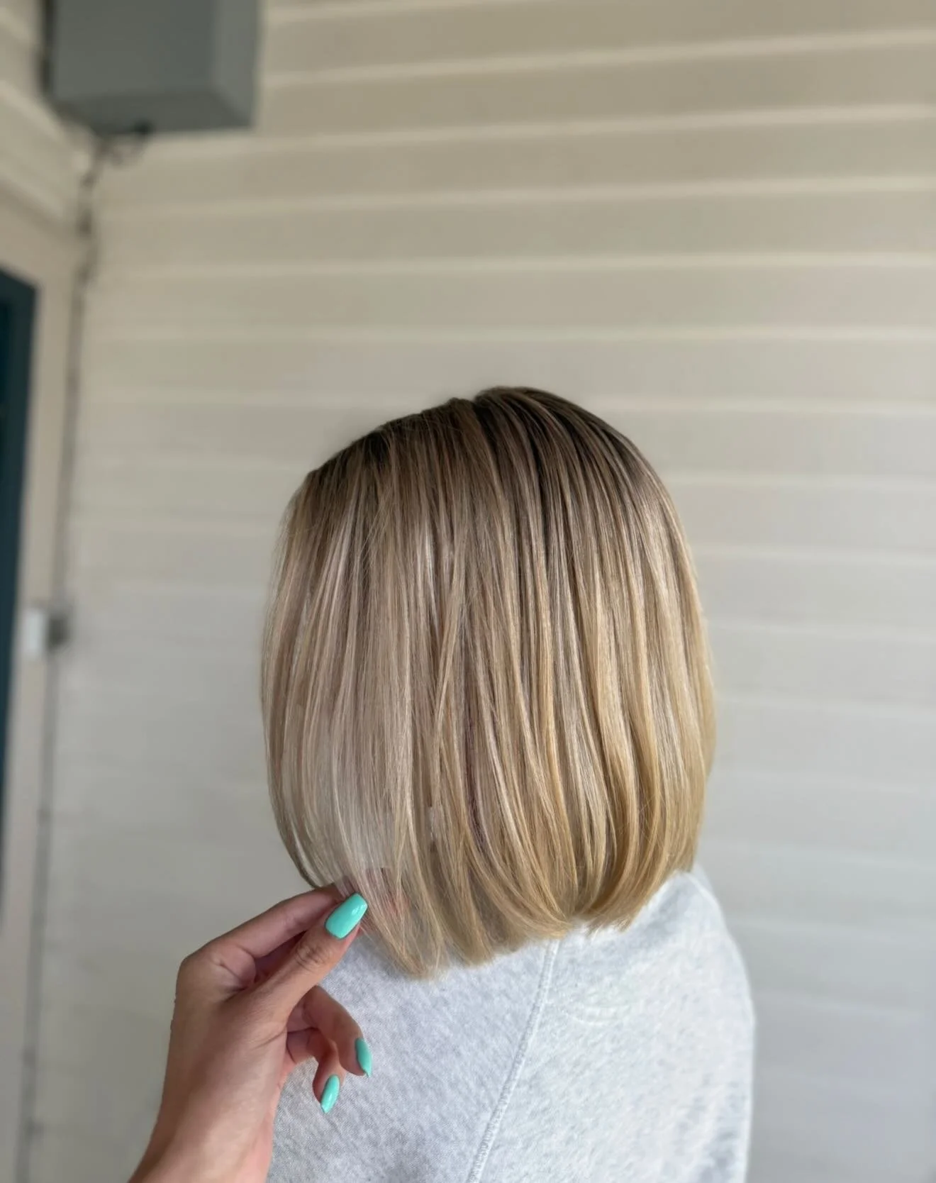 Glow on✨ 

#blonde #highlights #hairstylist #breckenridge #summitcounty