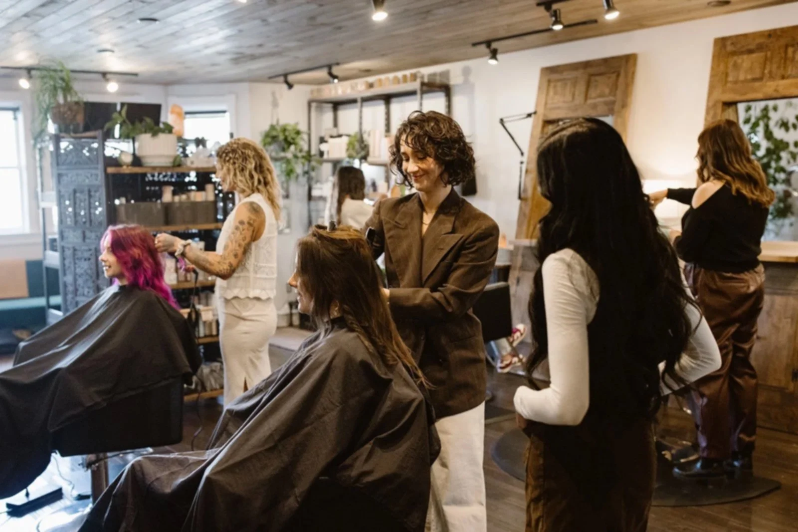 AndTwoWereTamedPhotography-Salon Day-8497_websize.jpg