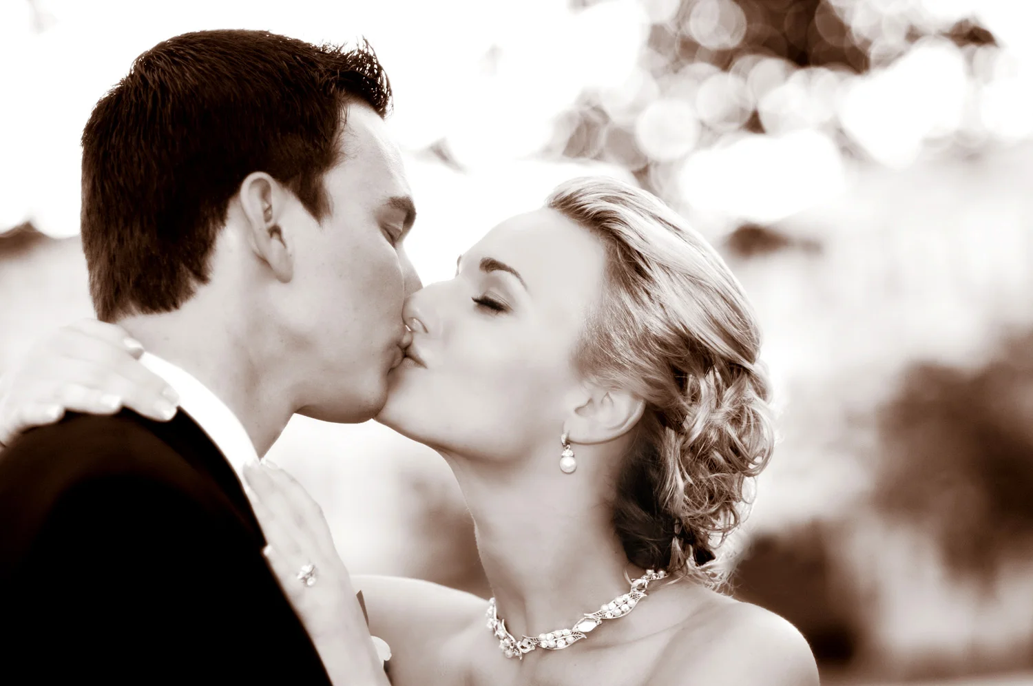 Seaview resort bride and groom portrait / Meyer Photography