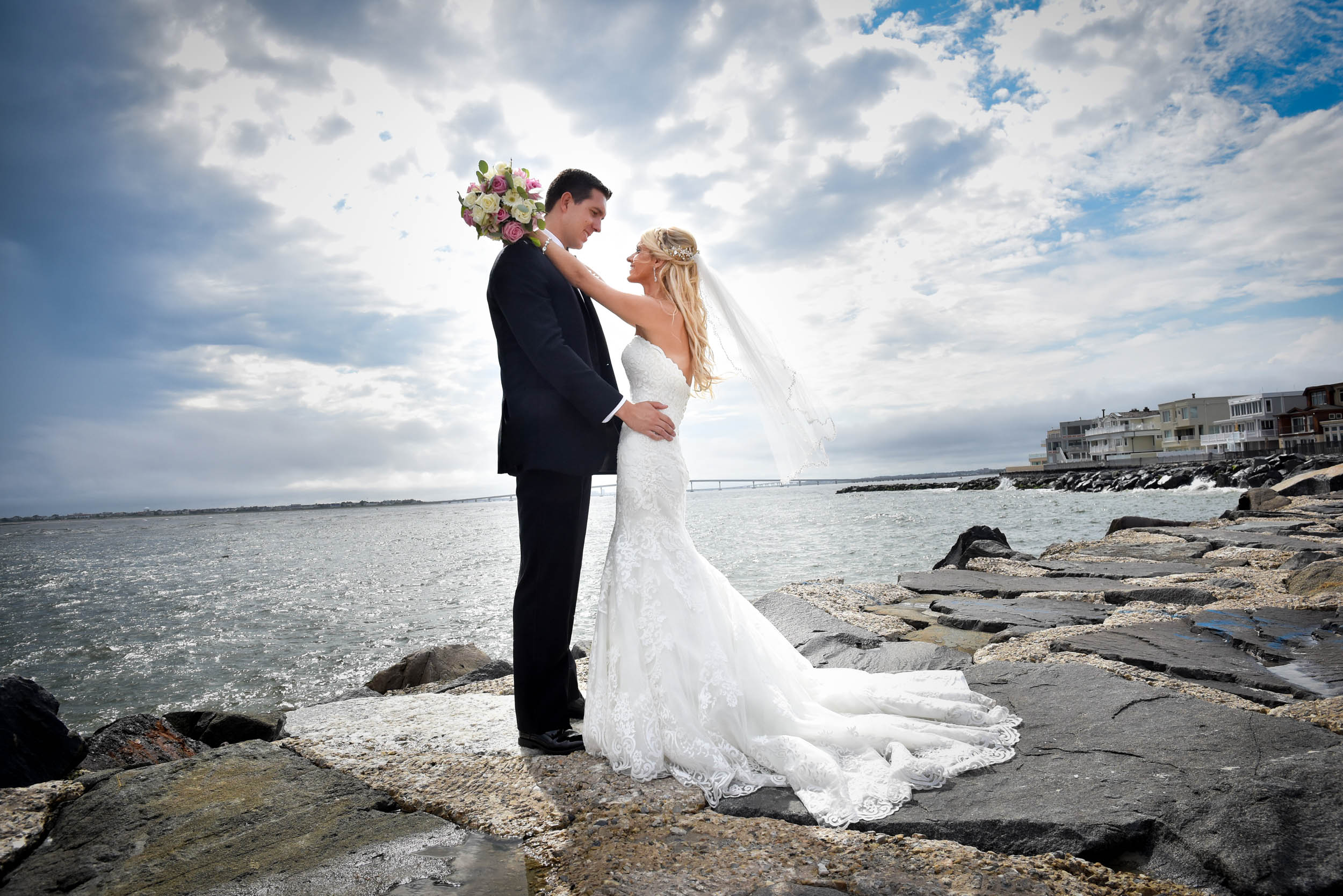 Bride and groom Jersey shore