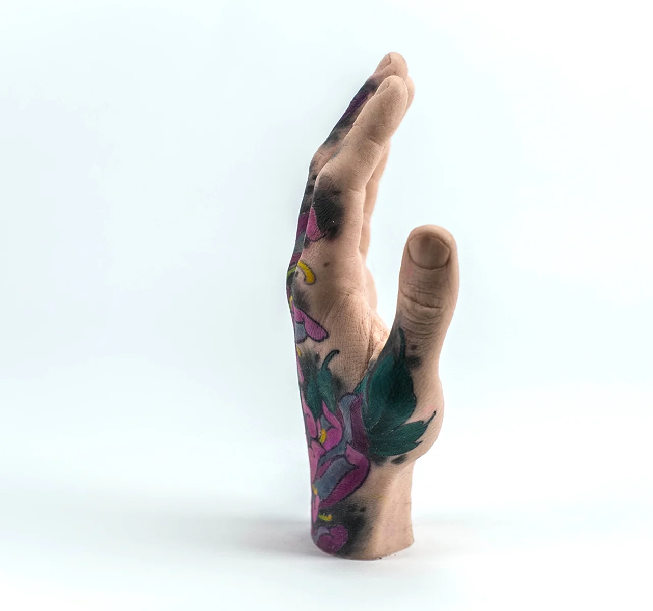 Maverick Reeve Tattooed hand Thing Gallery 05.jpg