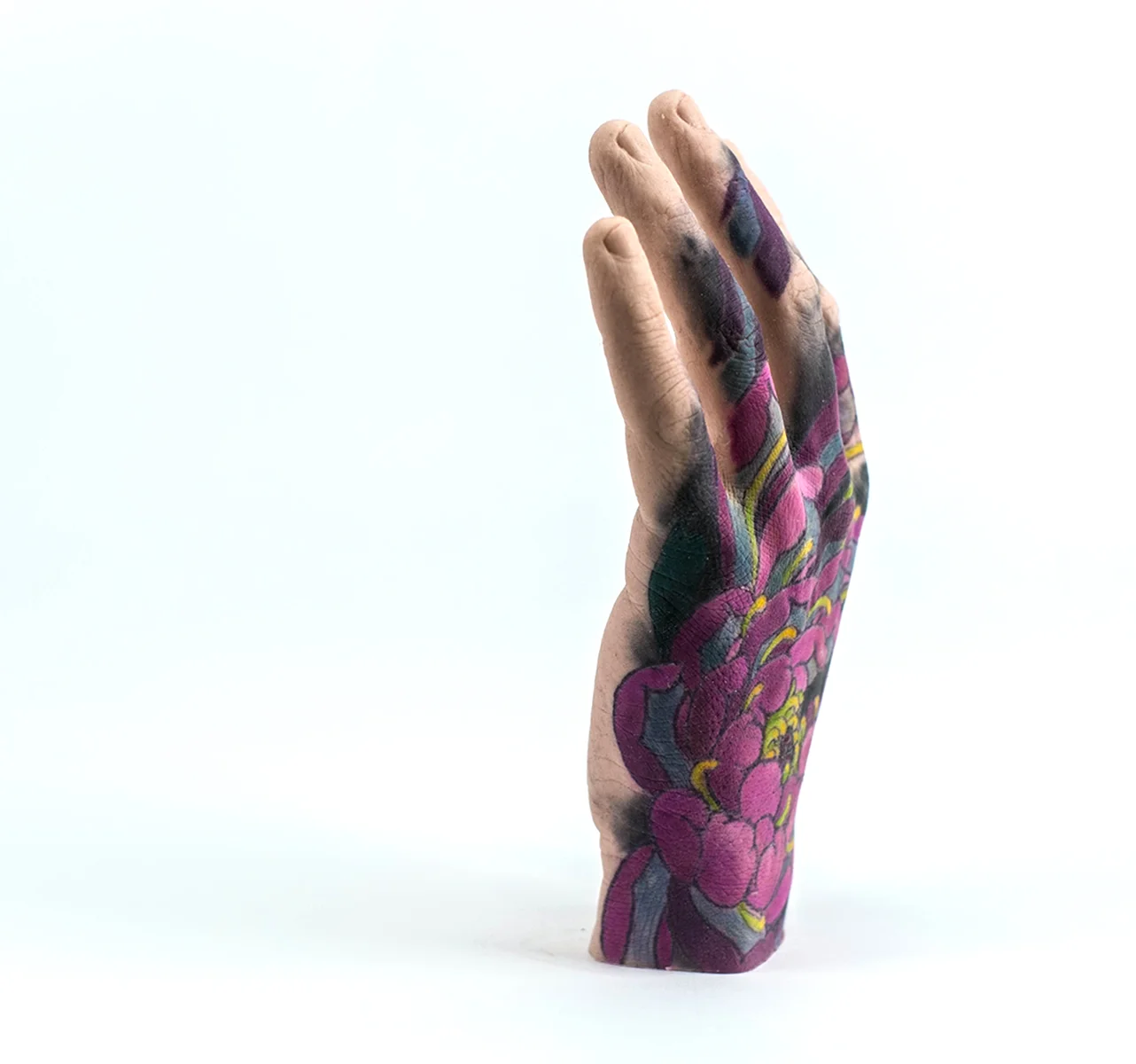 Maverick Reeve Tattooed hand Thing Gallery 16.jpg