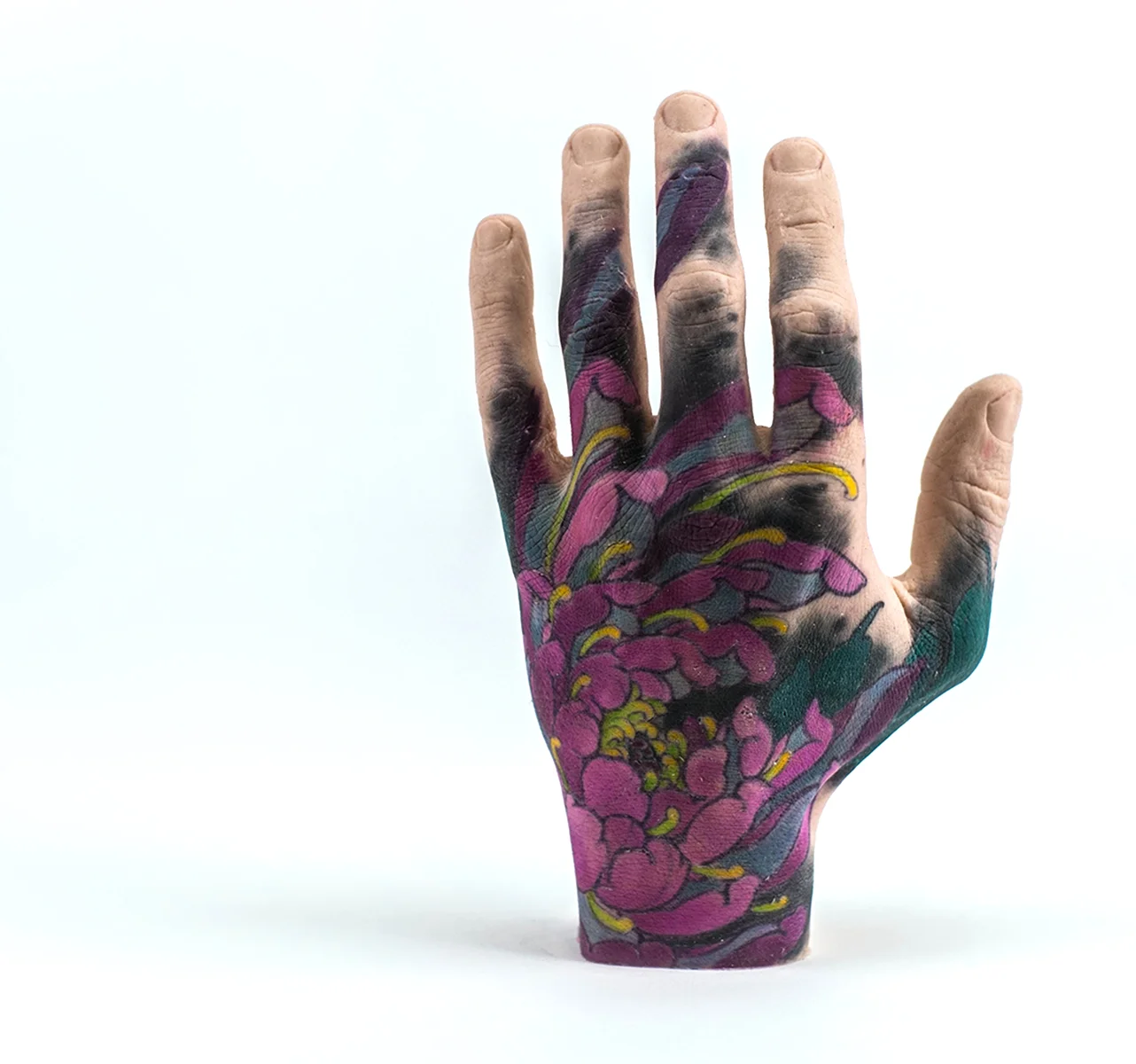 Maverick Reeve Tattooed hand Thing Gallery 20.jpg