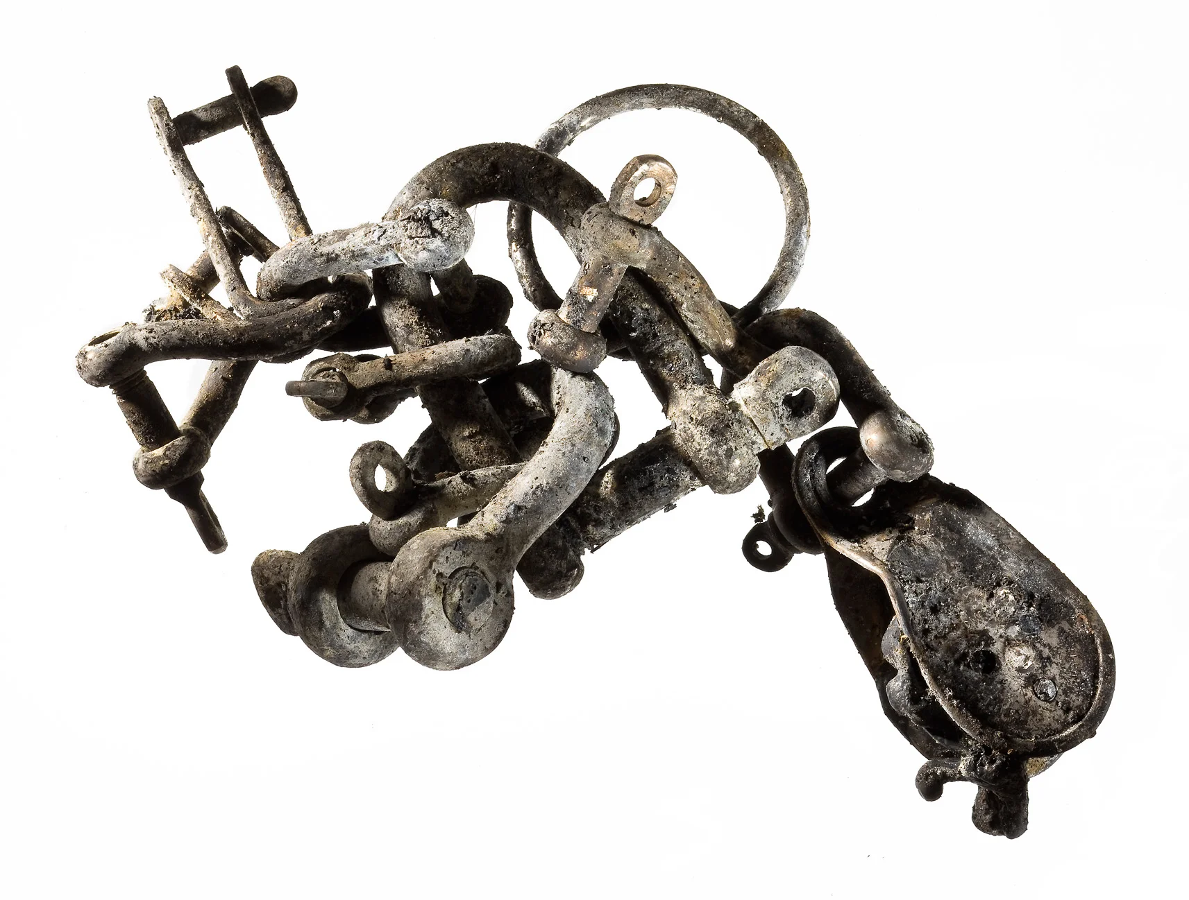 Shackles.jpg