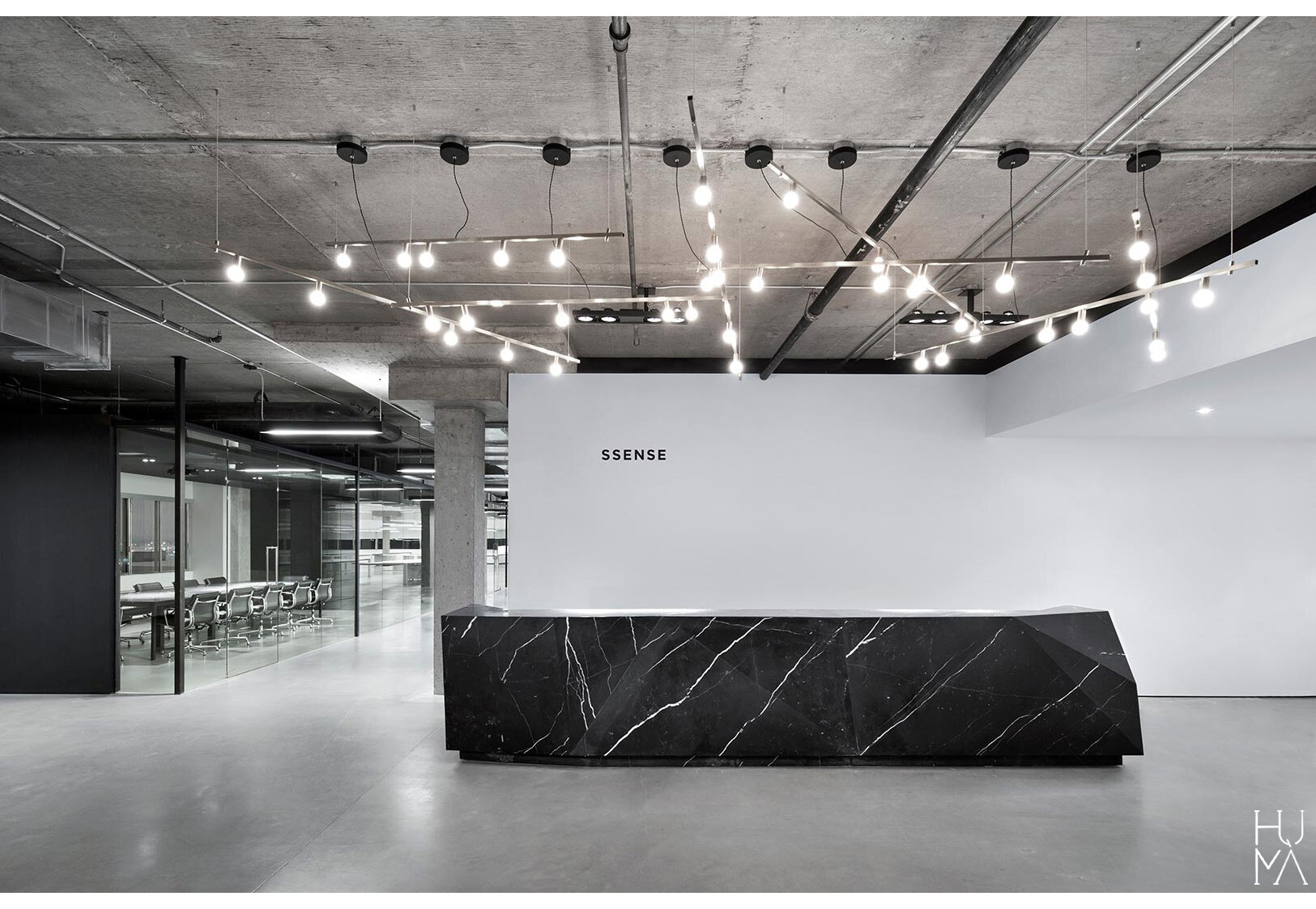 [www.humadesign.com][195]07-SSENSE.jpg