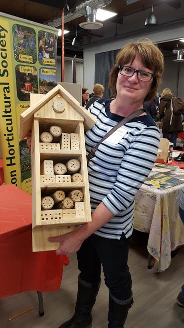 Bee Hotel winner!