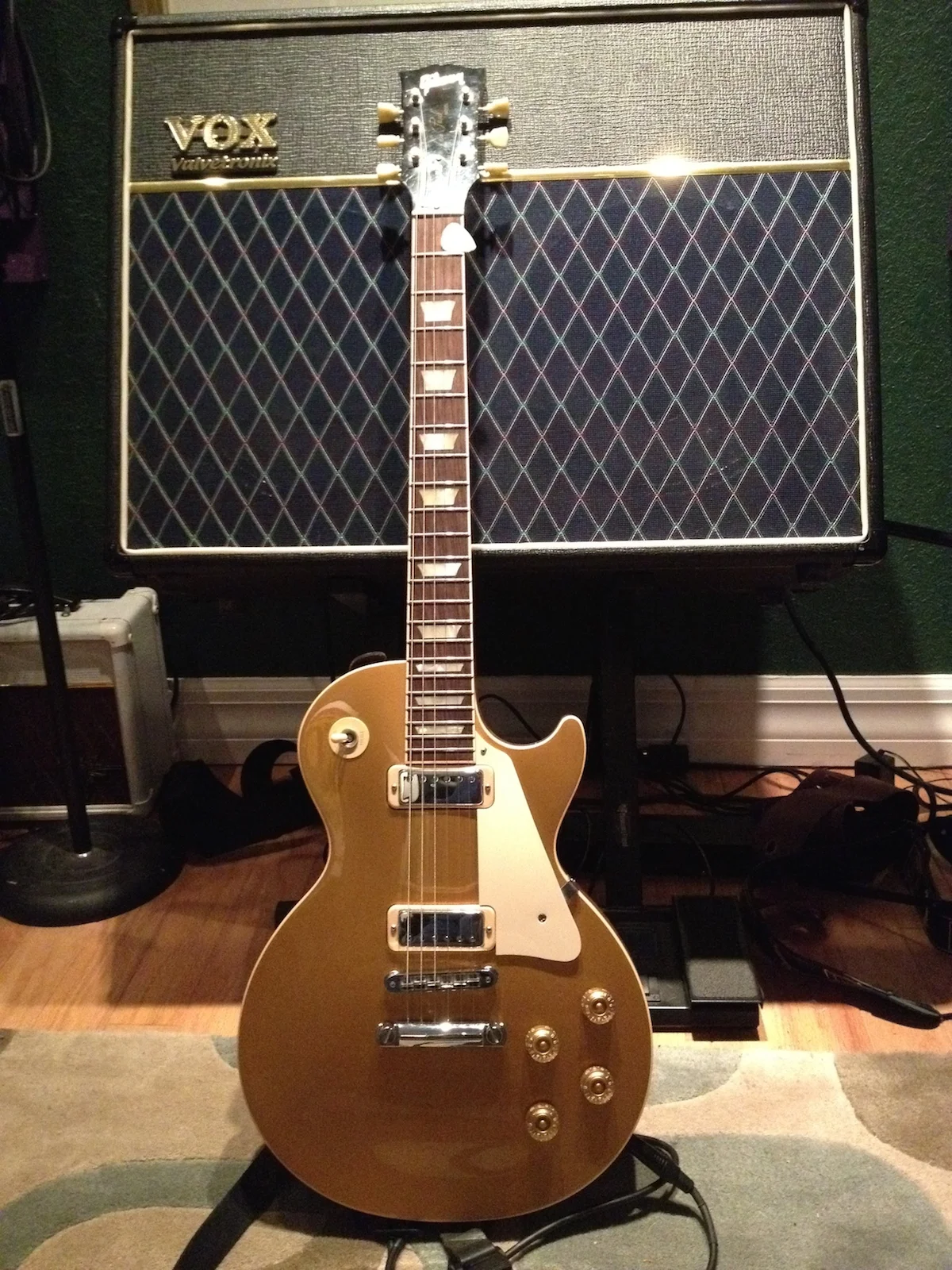 My 2005 Goldtop Deluxe with Vox Amp.jpg