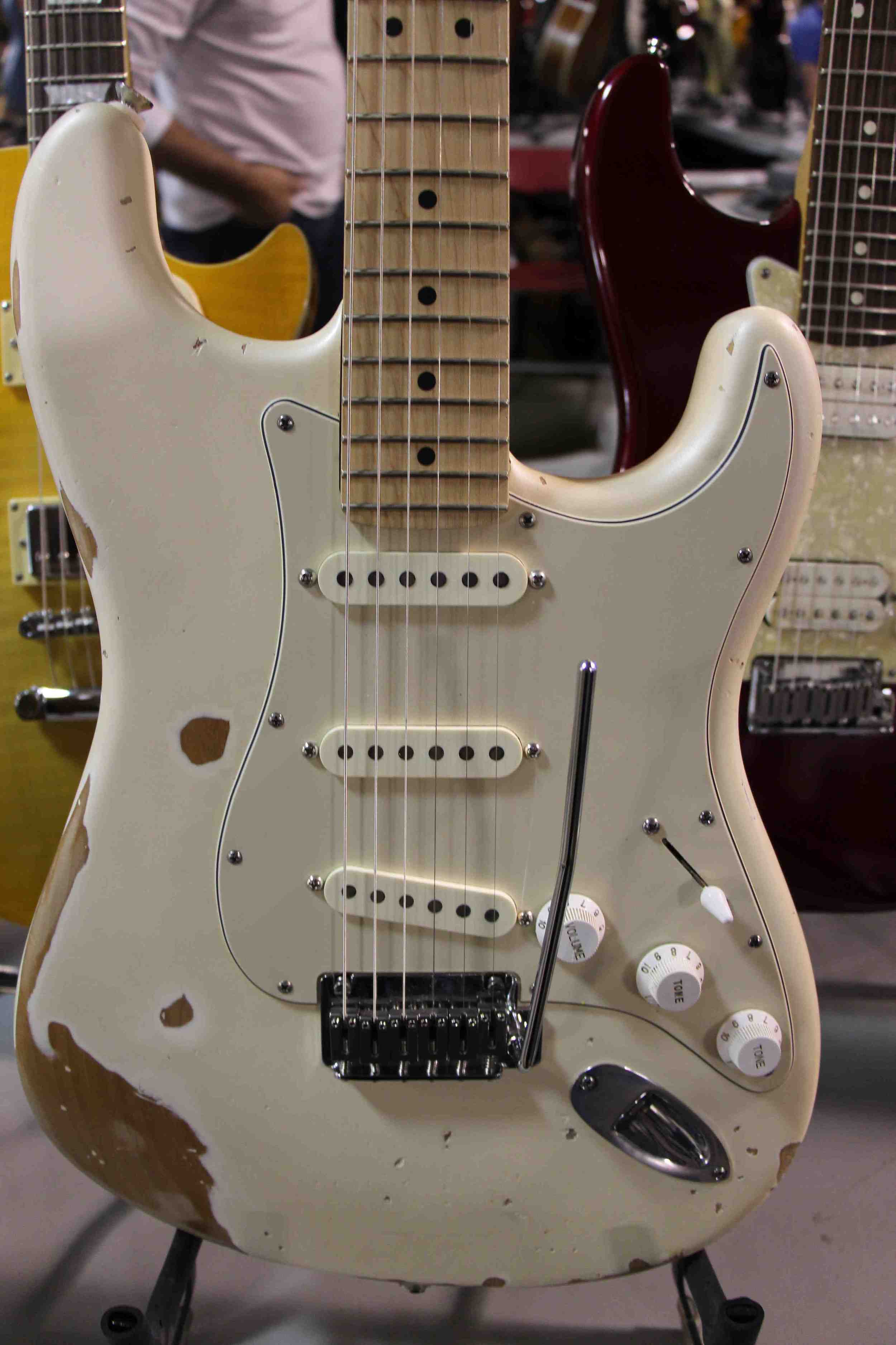 Olympic White Fender Stratocaster.jpg