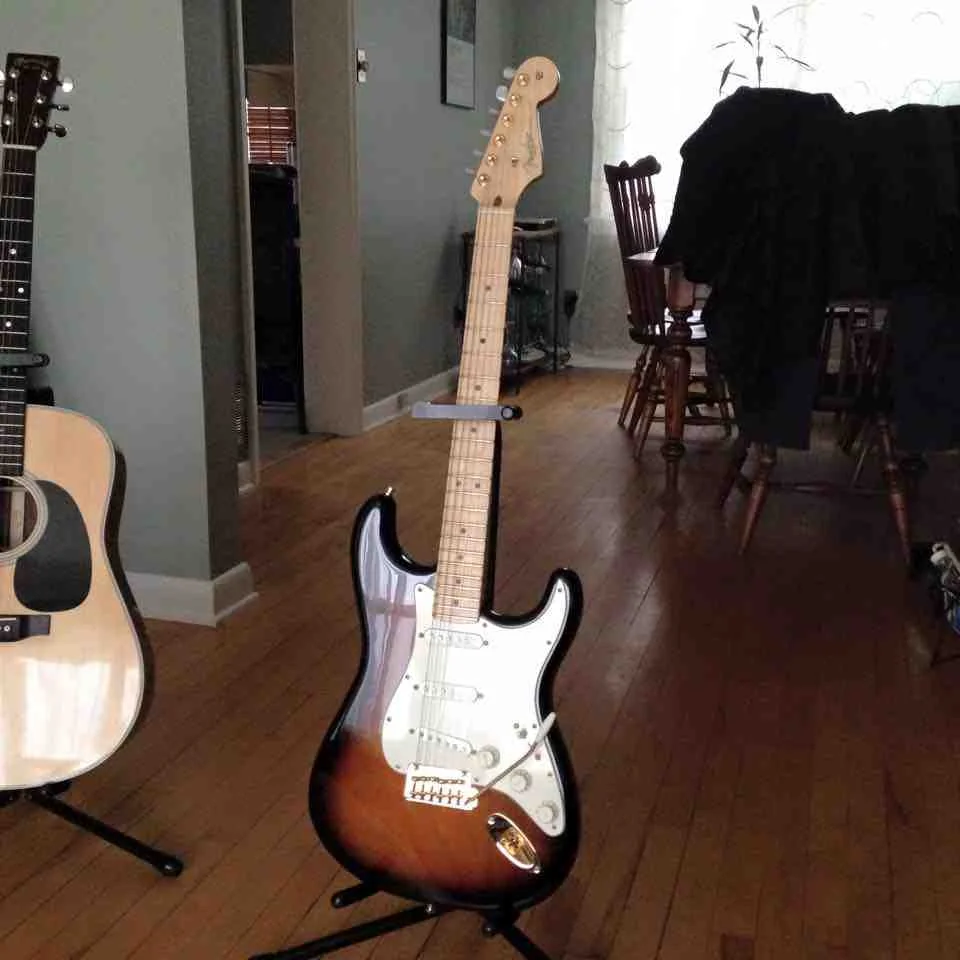 60th Anniversary Fender Stratocaster courtesy of Dean Bergeron.jpg