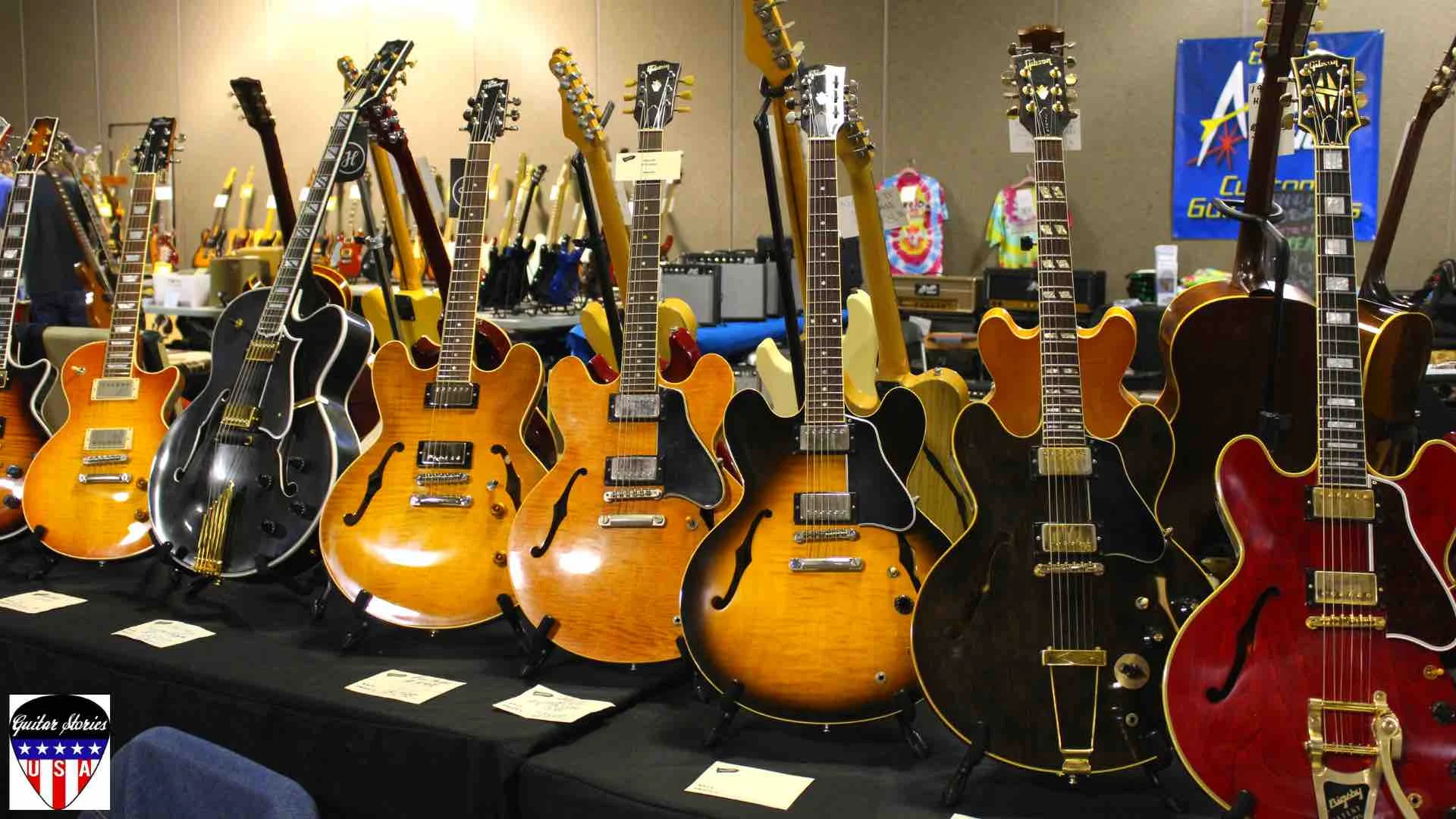 Gibson ES-335s at Guitar Show.jpg