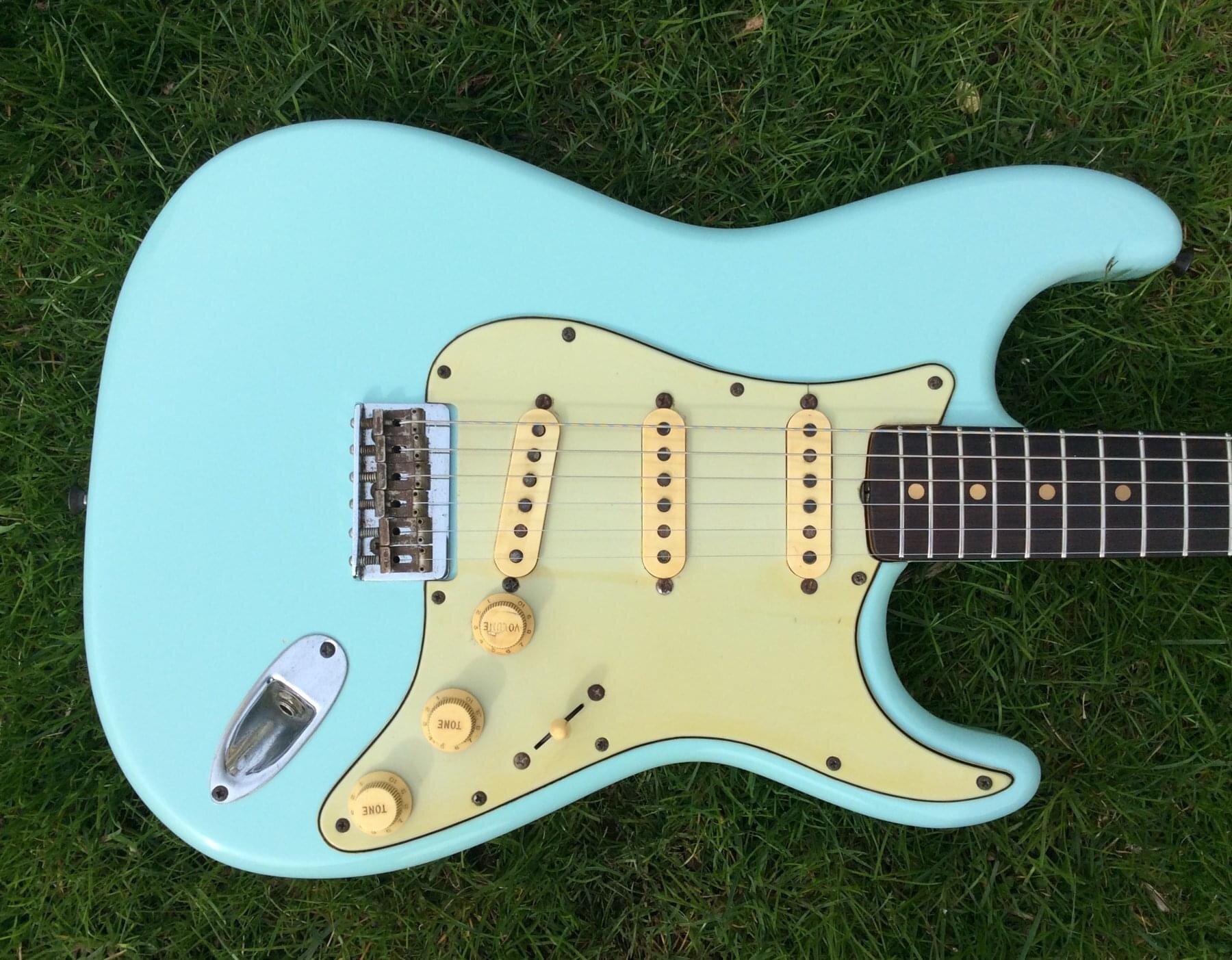 1963 fender stratocaster sonic blue.JPG