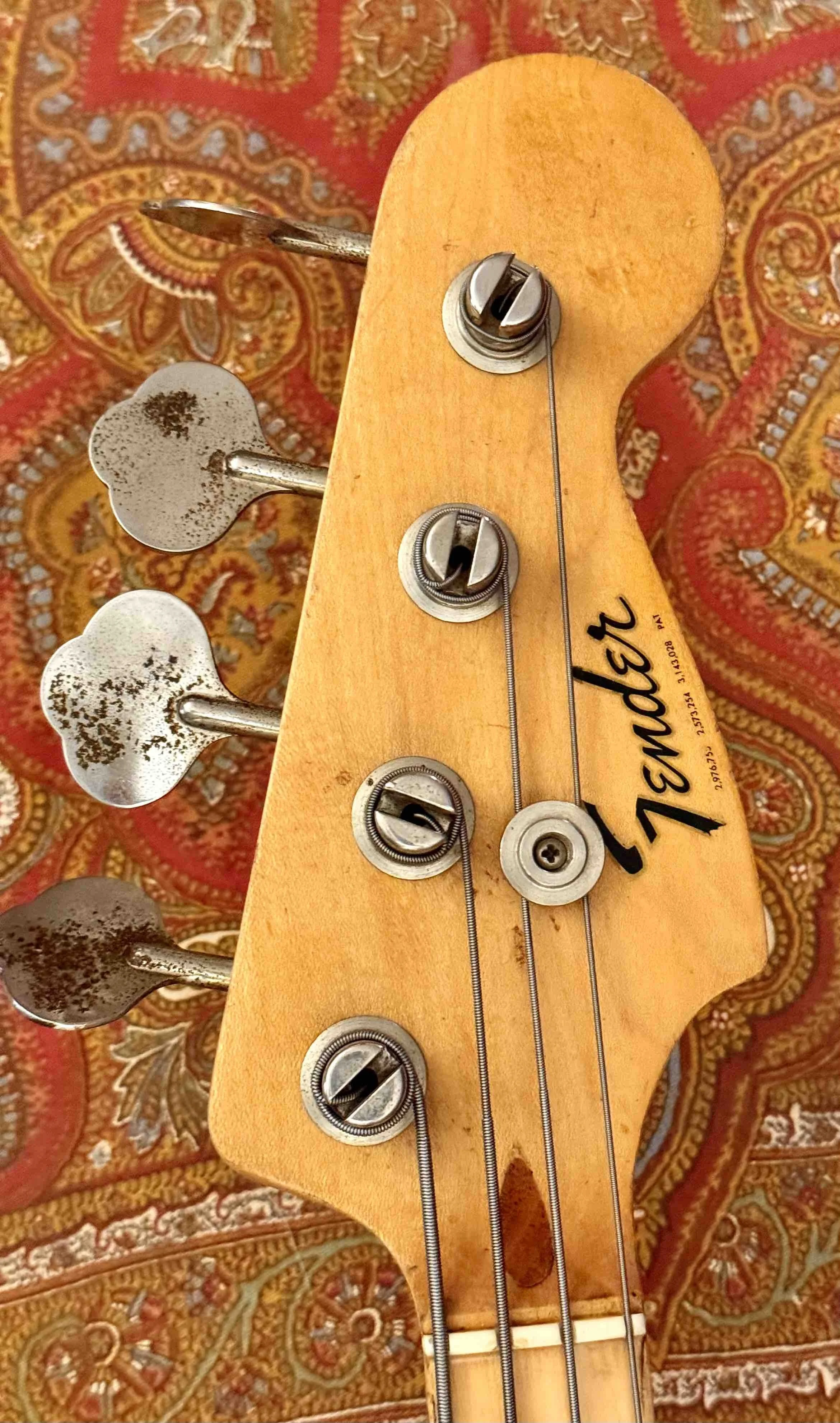 72 jazz bass head.jpg
