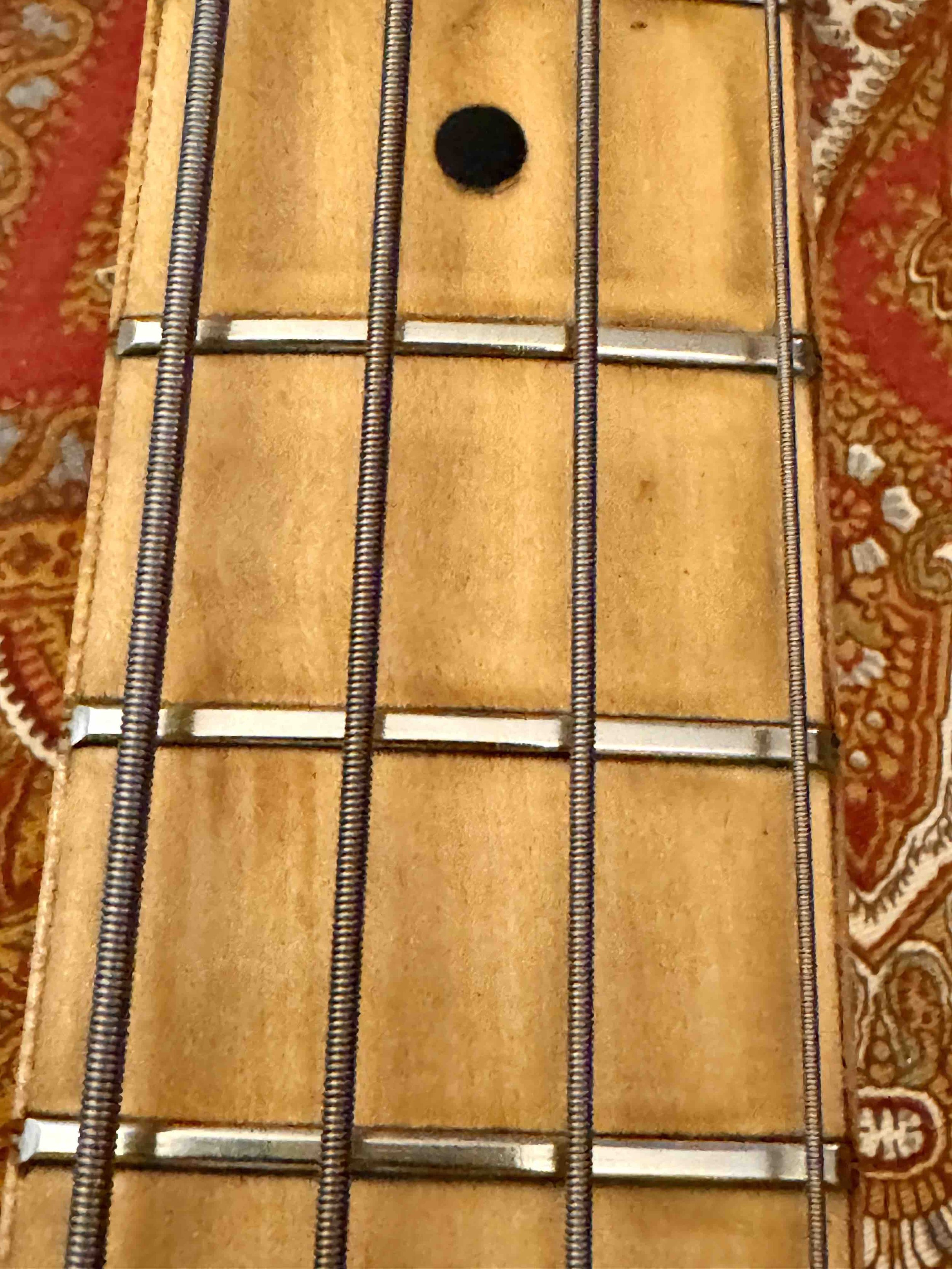 fender bass frets.jpg