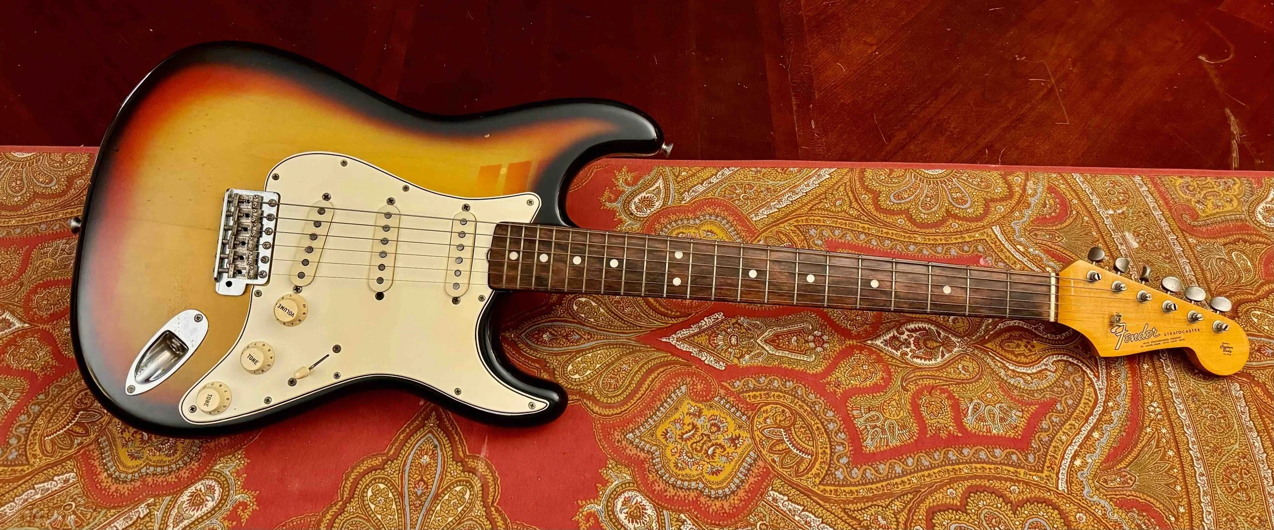 65 fender strat l full side .jpg
