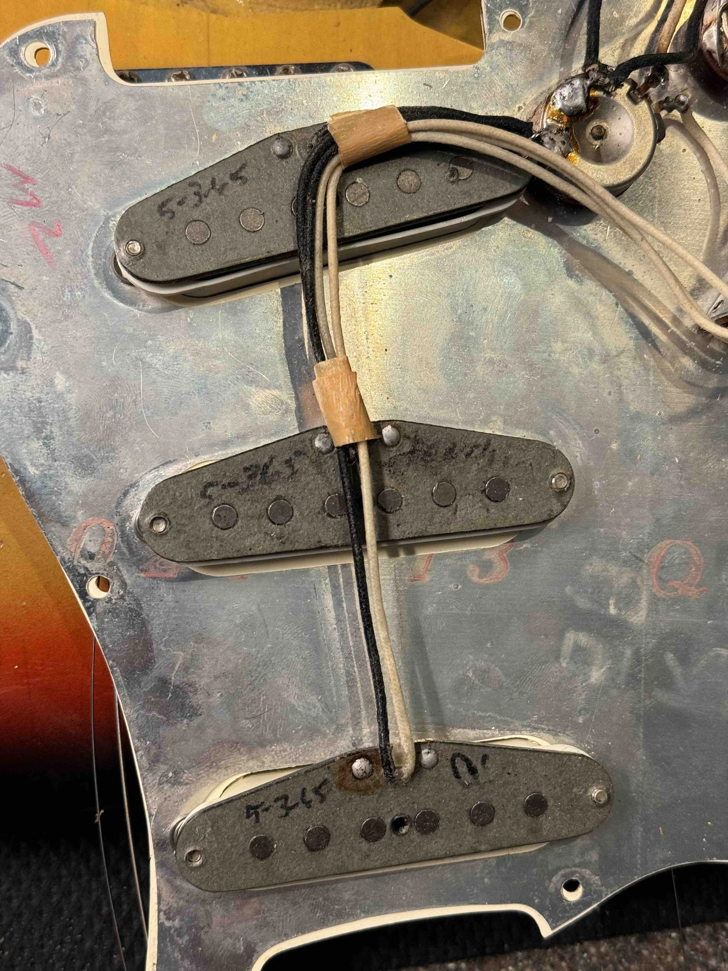 1965 Fender Stratocaster pickups.jpg