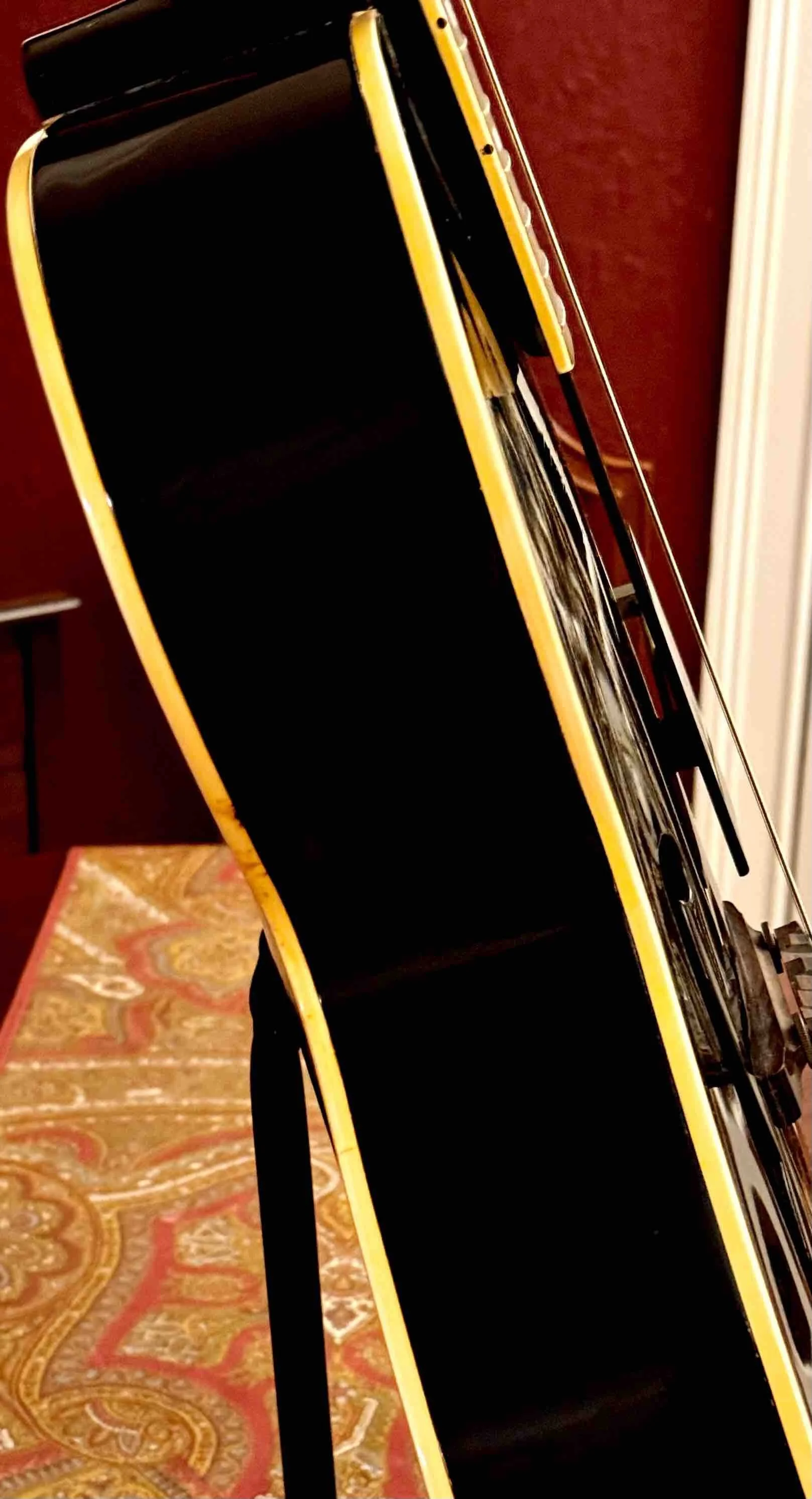 51 Gibson L 7 side view.jpg
